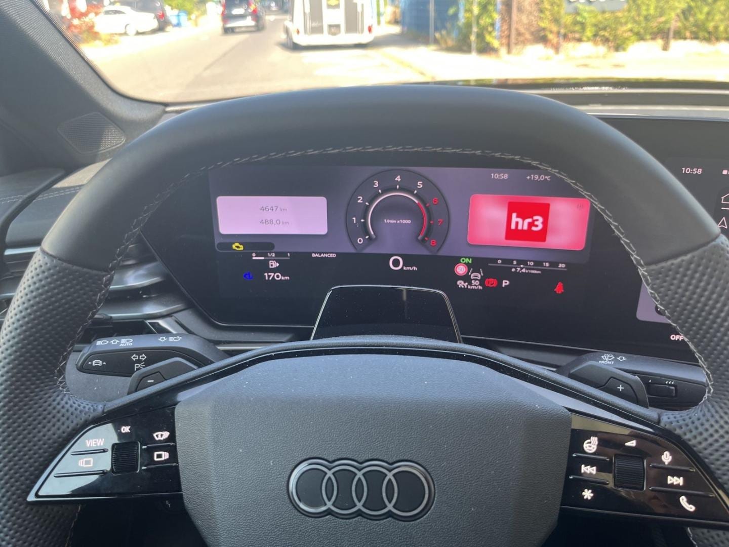 Bild über Audi S5 Limousine TFSI 270 kW S tronic - für weitere Informationen kontaktieren Sie den Audi Partner