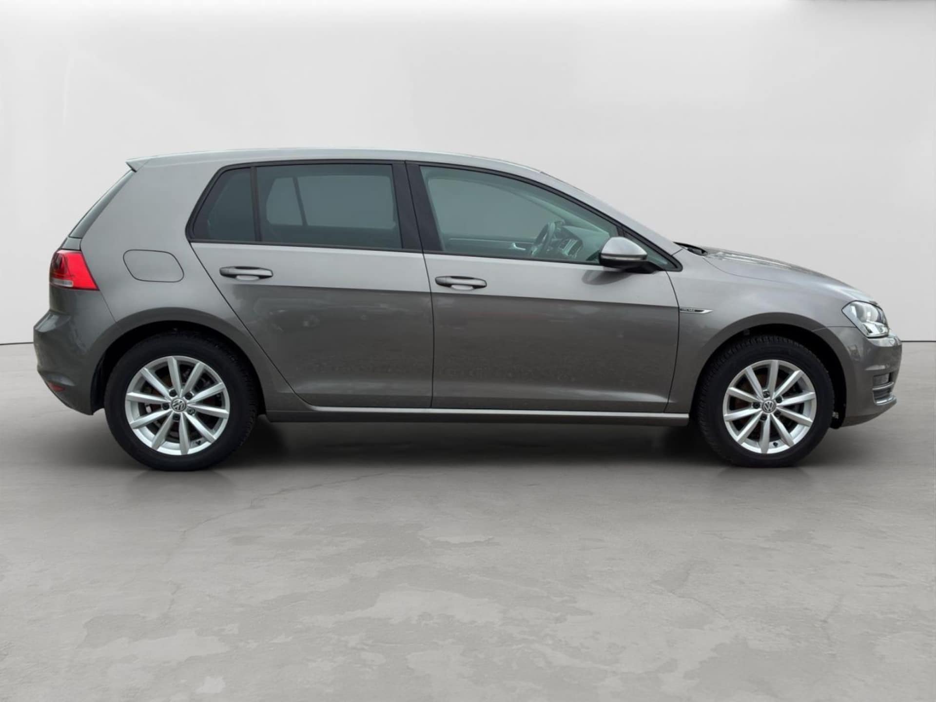 Volkswagen Golf LOUNGE