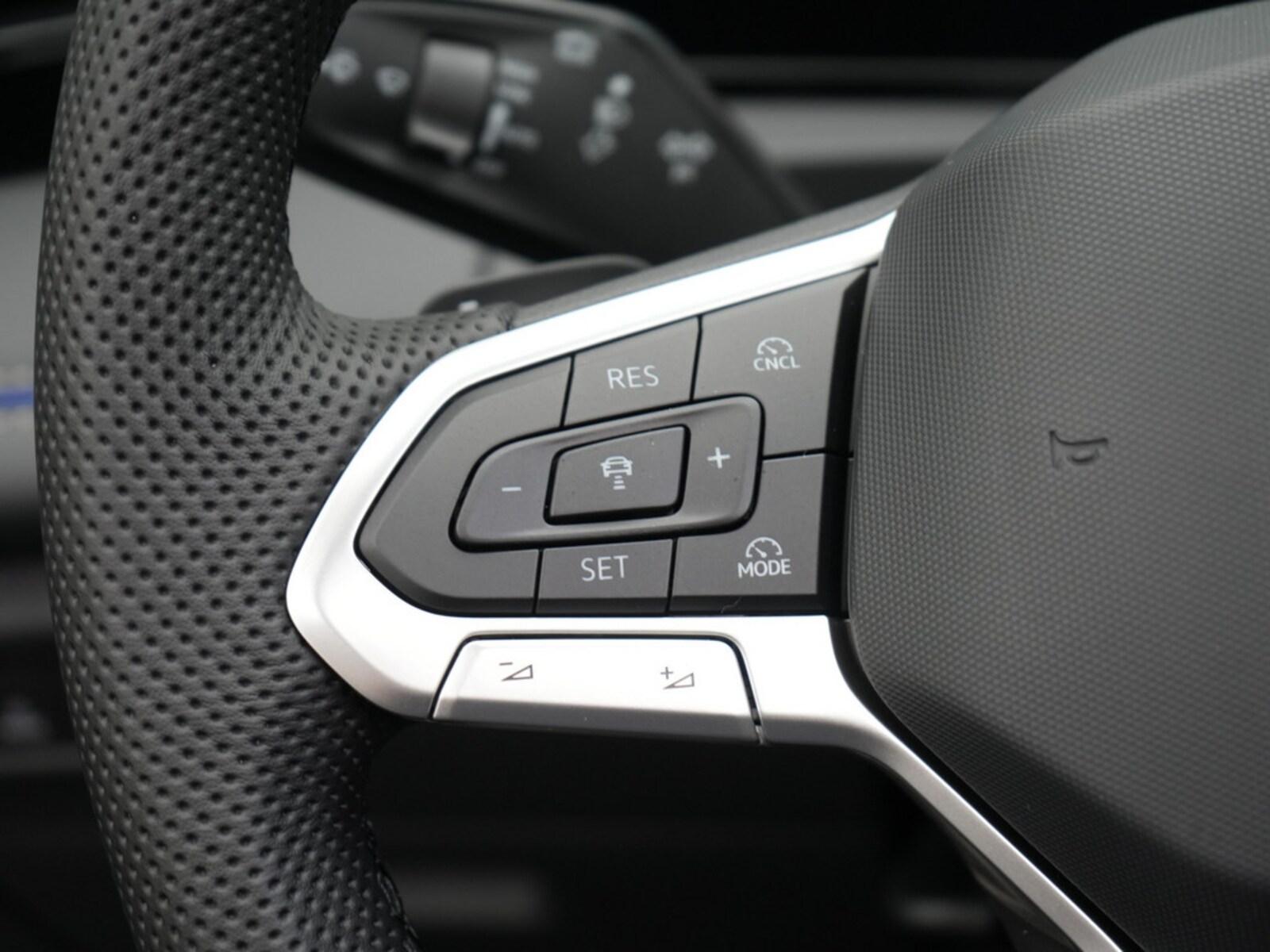 Volkswagen Tiguan – Bild 18