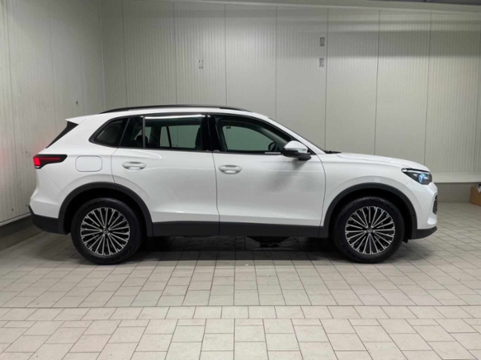 Volkswagen Tiguan – Bild 8