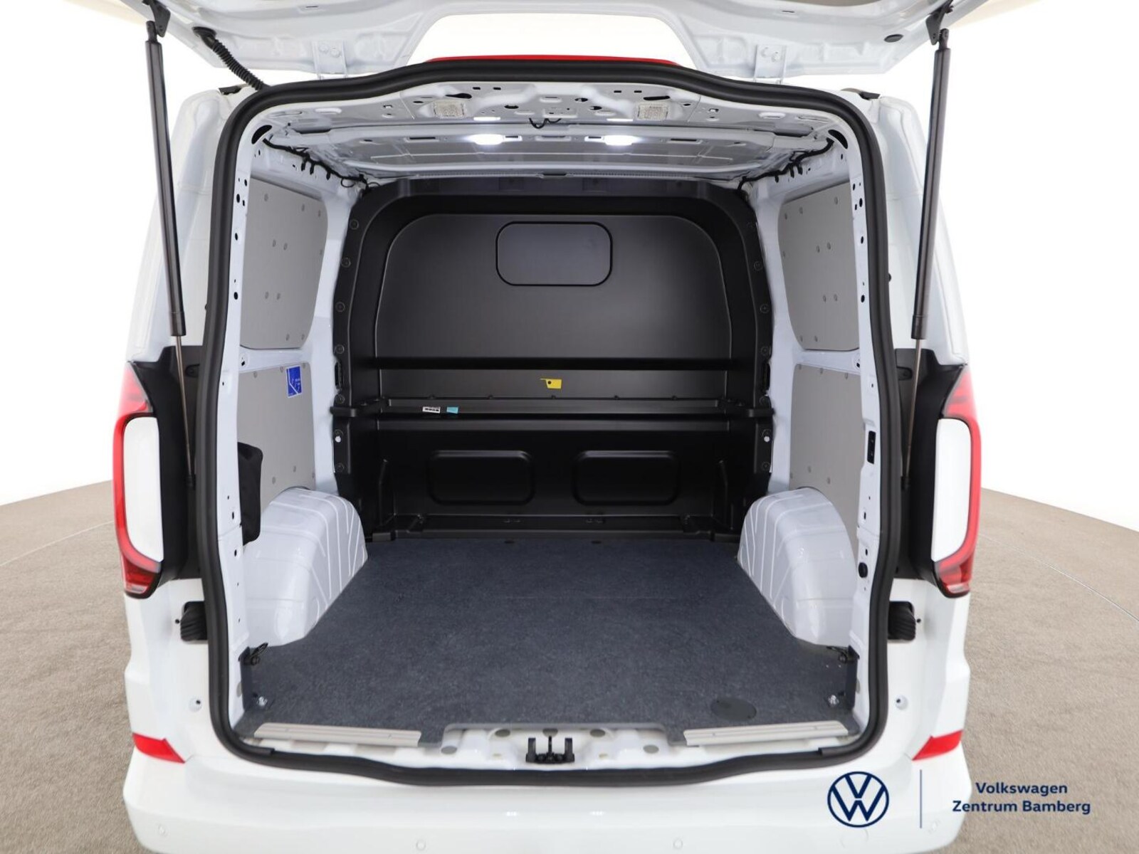 Volkswagen Transporter Kasten kurzer Radstand – Bild 13
