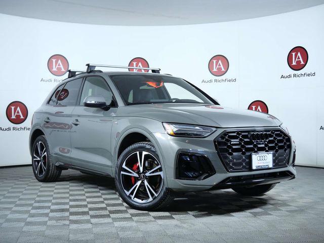 2025 Audi Q5 45 Premium Plus's photo