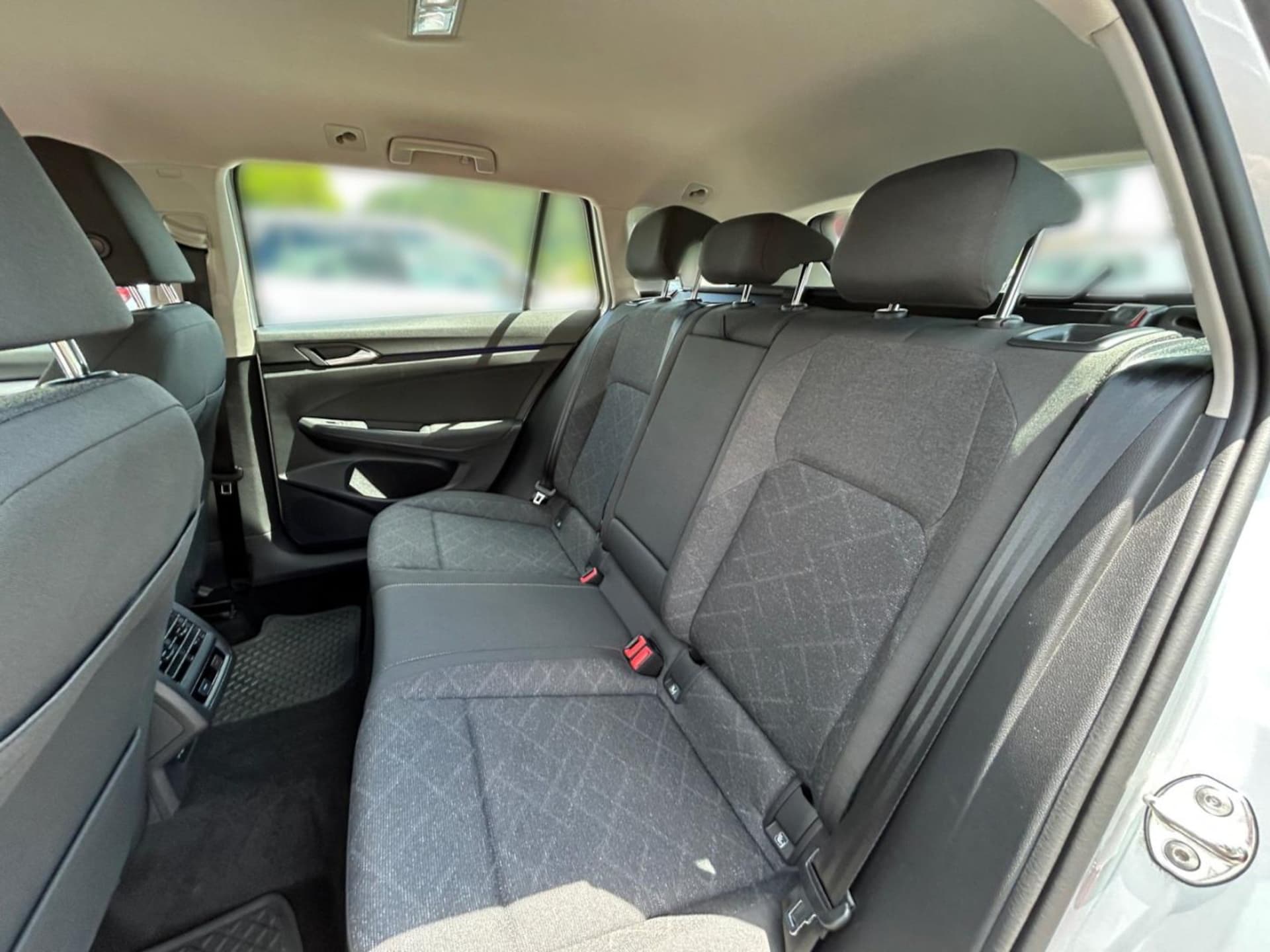 Volkswagen Golf Variant Life