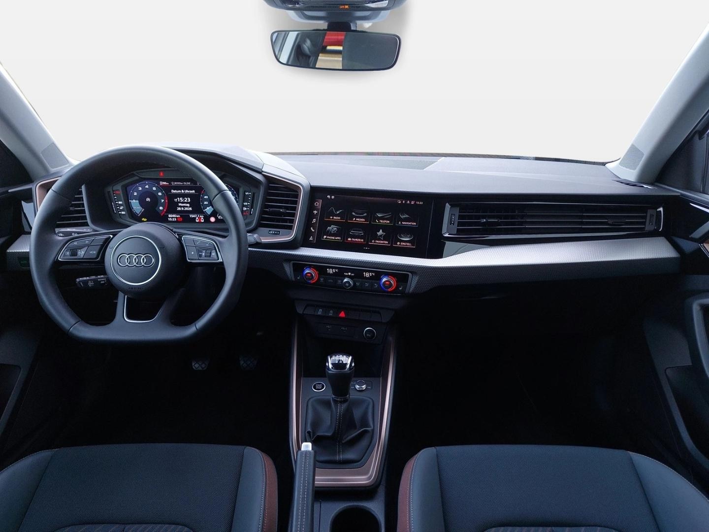 Bild über Audi A1 allstreet 30 TFSI Schaltgetriebe - für weitere Informationen kontaktieren Sie den Audi Partner