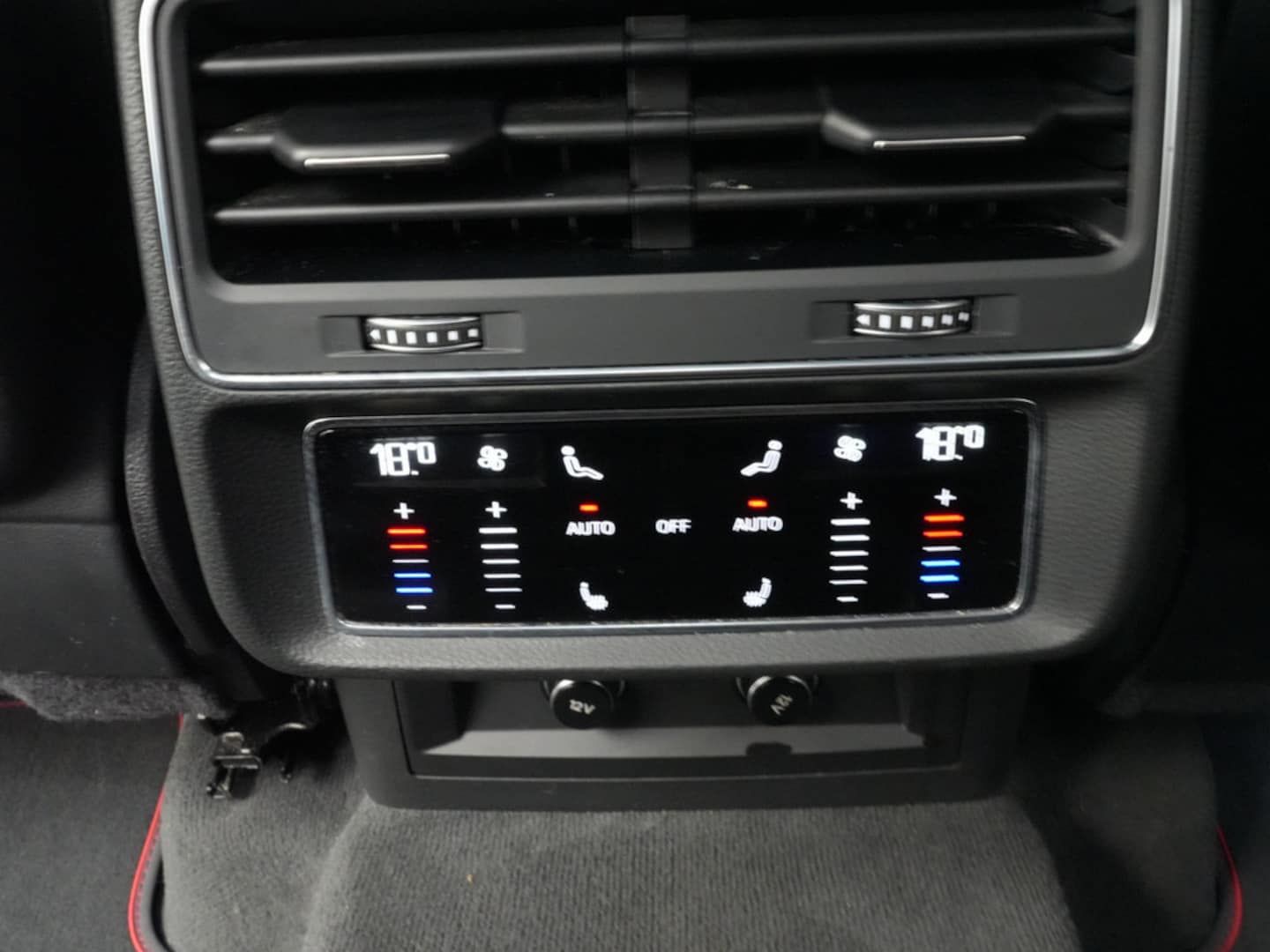 Bild über Audi Q7 competition plus 50 TDI quattro tiptronic - für weitere Informationen kontaktieren Sie den Audi Partner