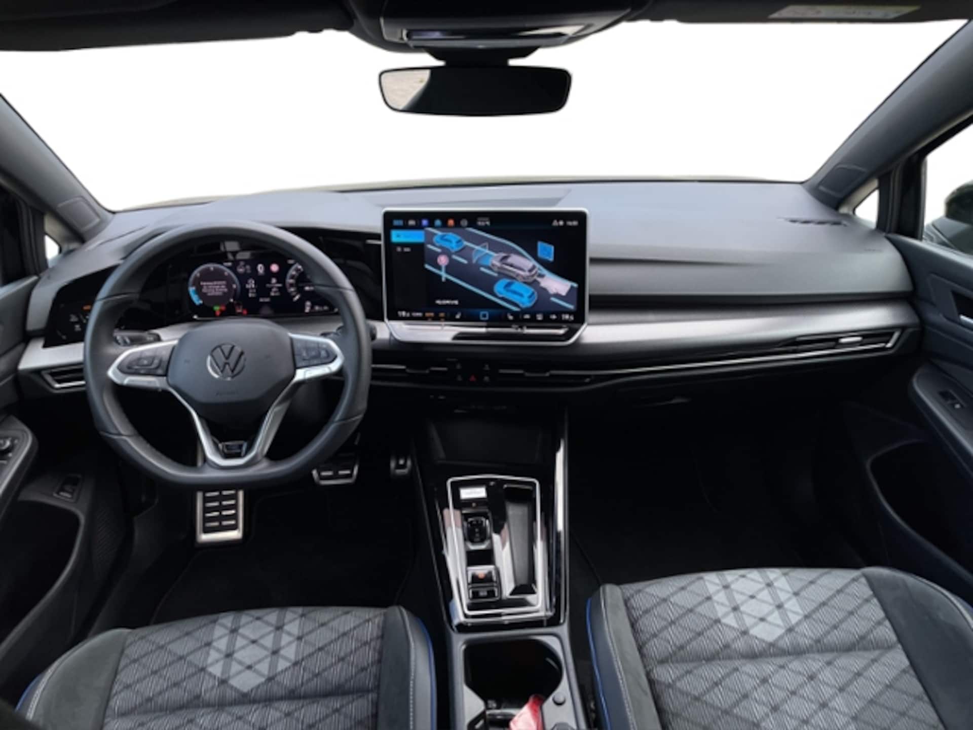 Volkswagen Golf Variant R-Line