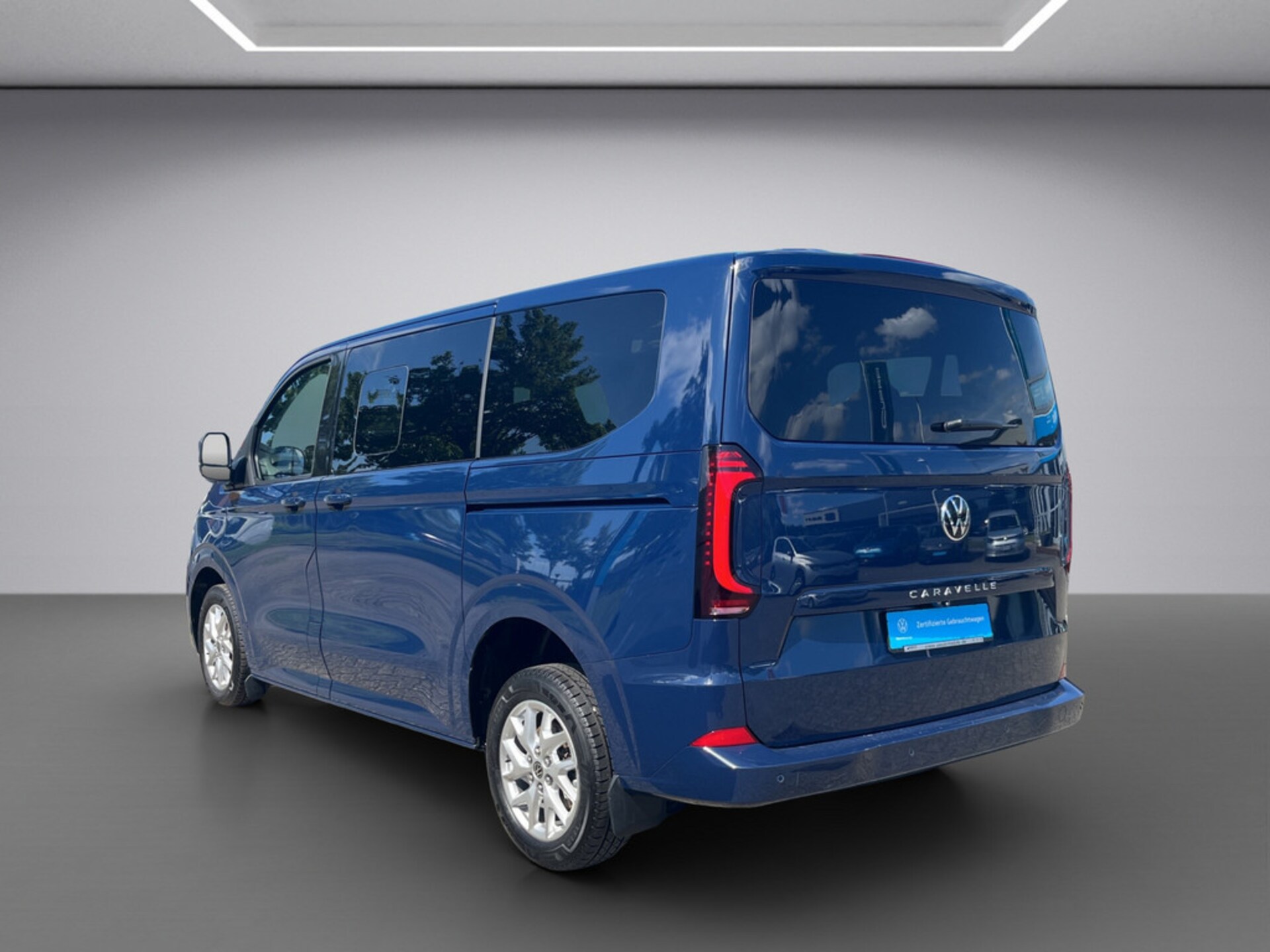 Volkswagen Caravelle Style