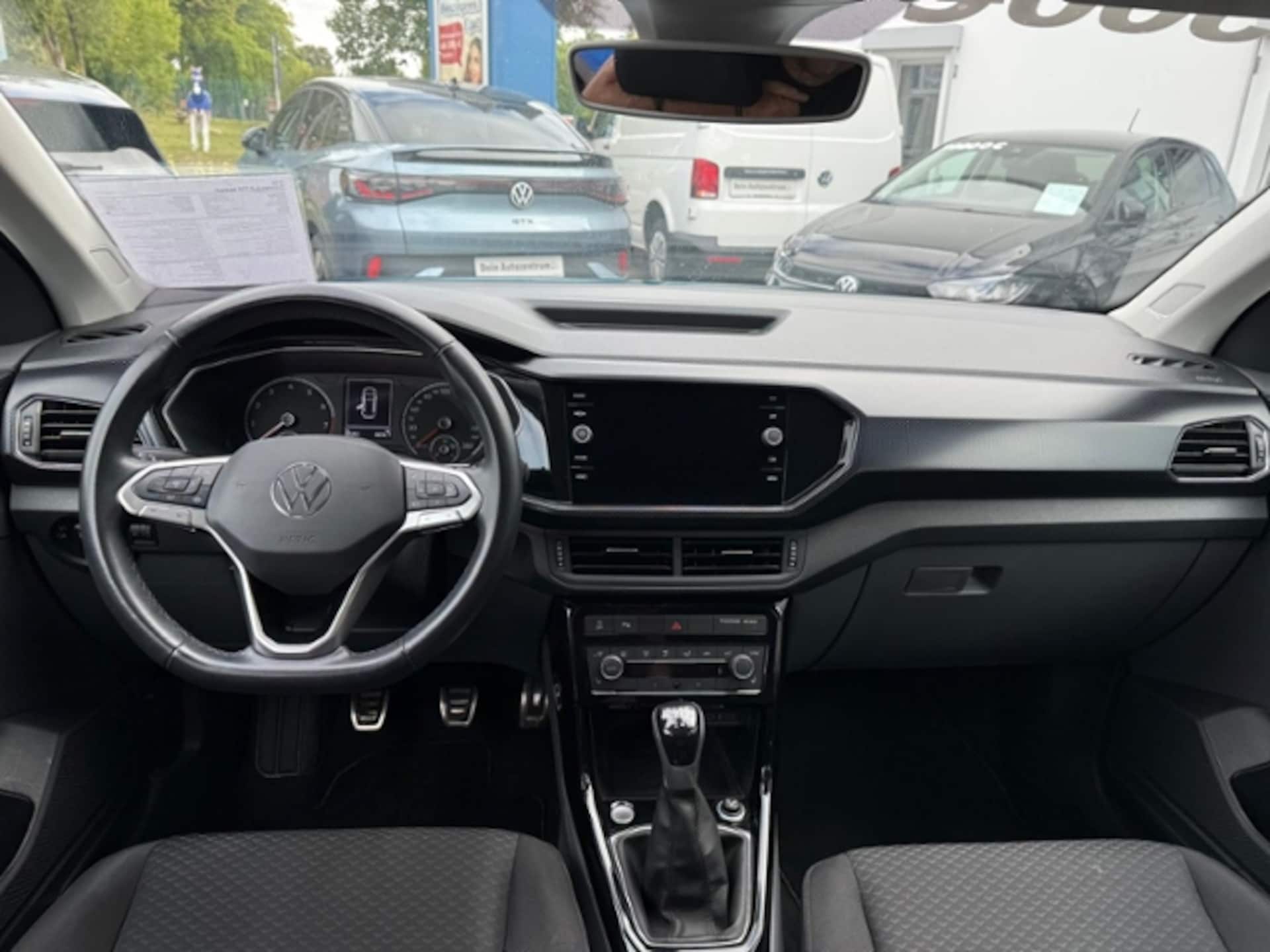 Volkswagen T-Cross United