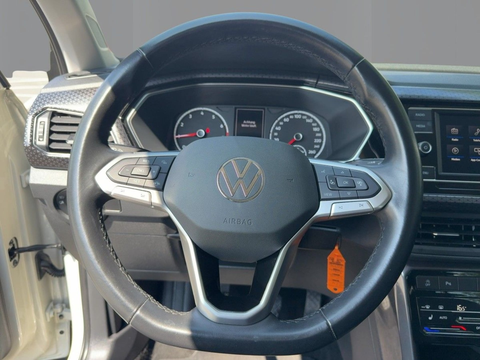 Volkswagen T-Cross Style