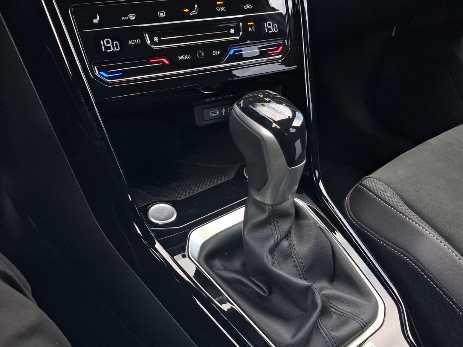 Volkswagen T-Roc – Bild 11