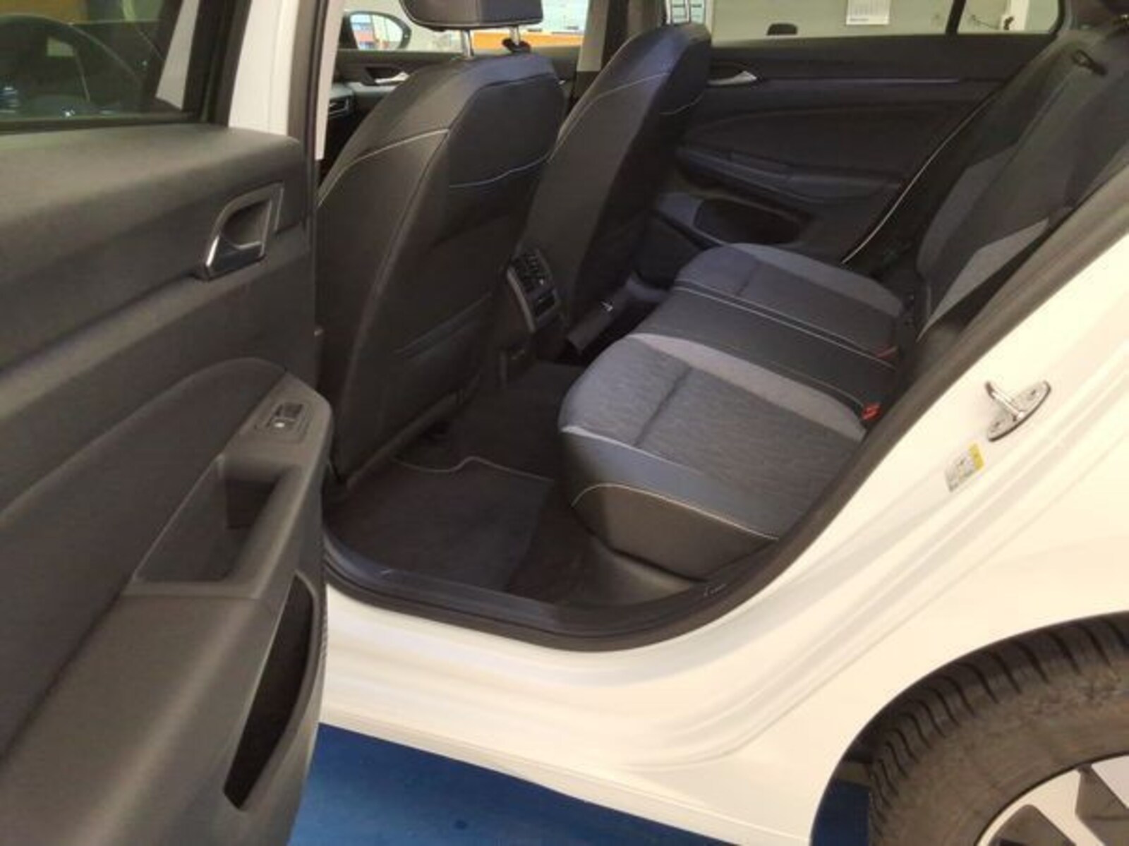 Volkswagen Golf Variant – Bild 10
