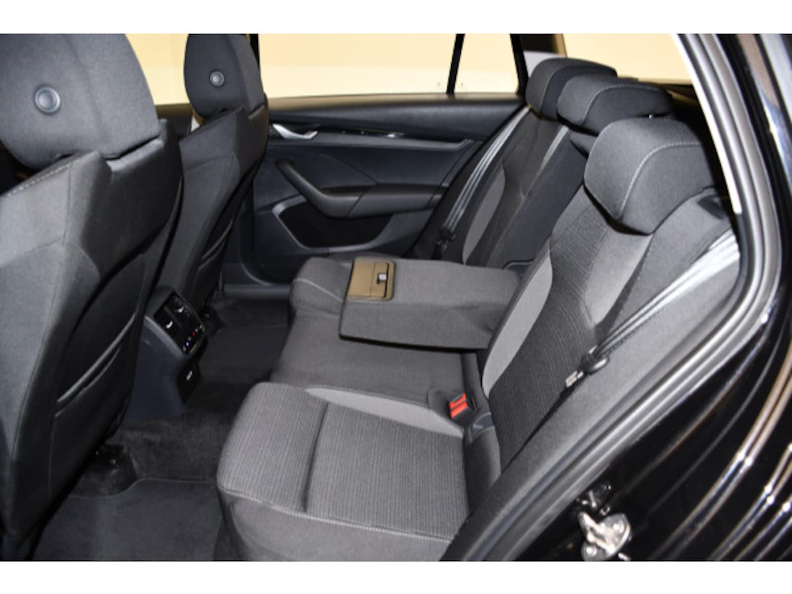 Škoda Octavia Combi – Bild 8