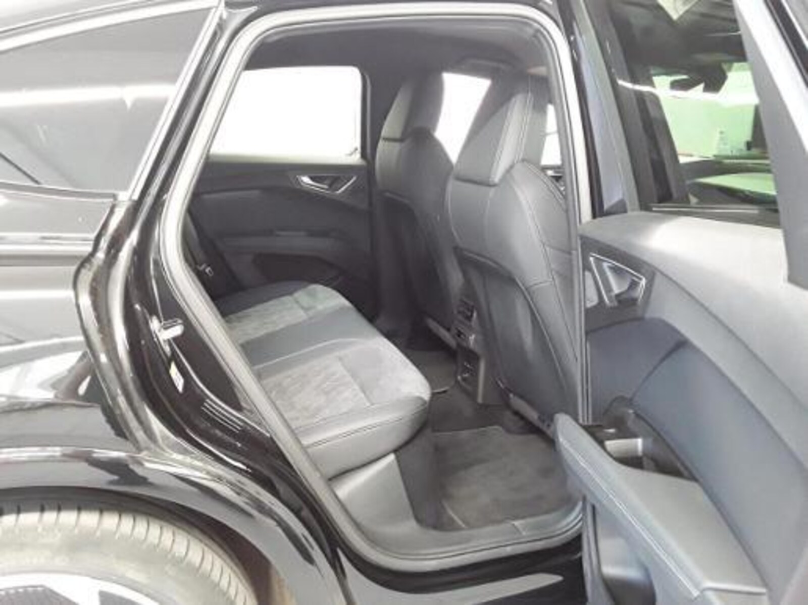 Audi Q4 Sportback e-tron – Bild 9