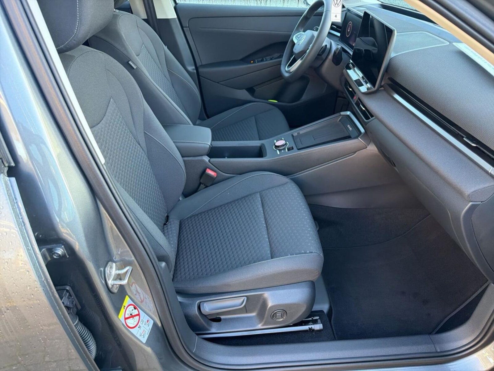 Volkswagen T-Roc – Bild 20