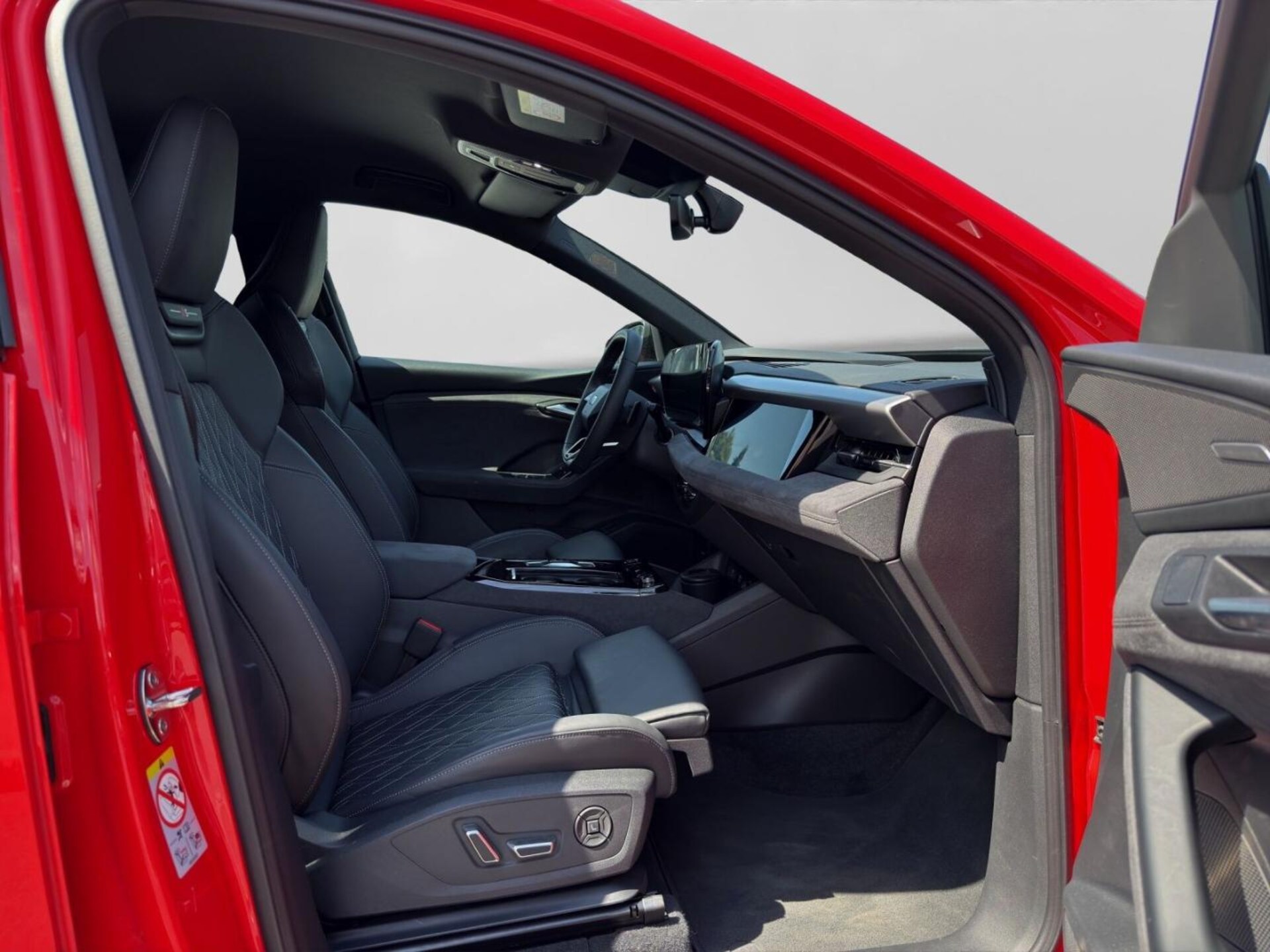 Audi Q6 SUV e-tron