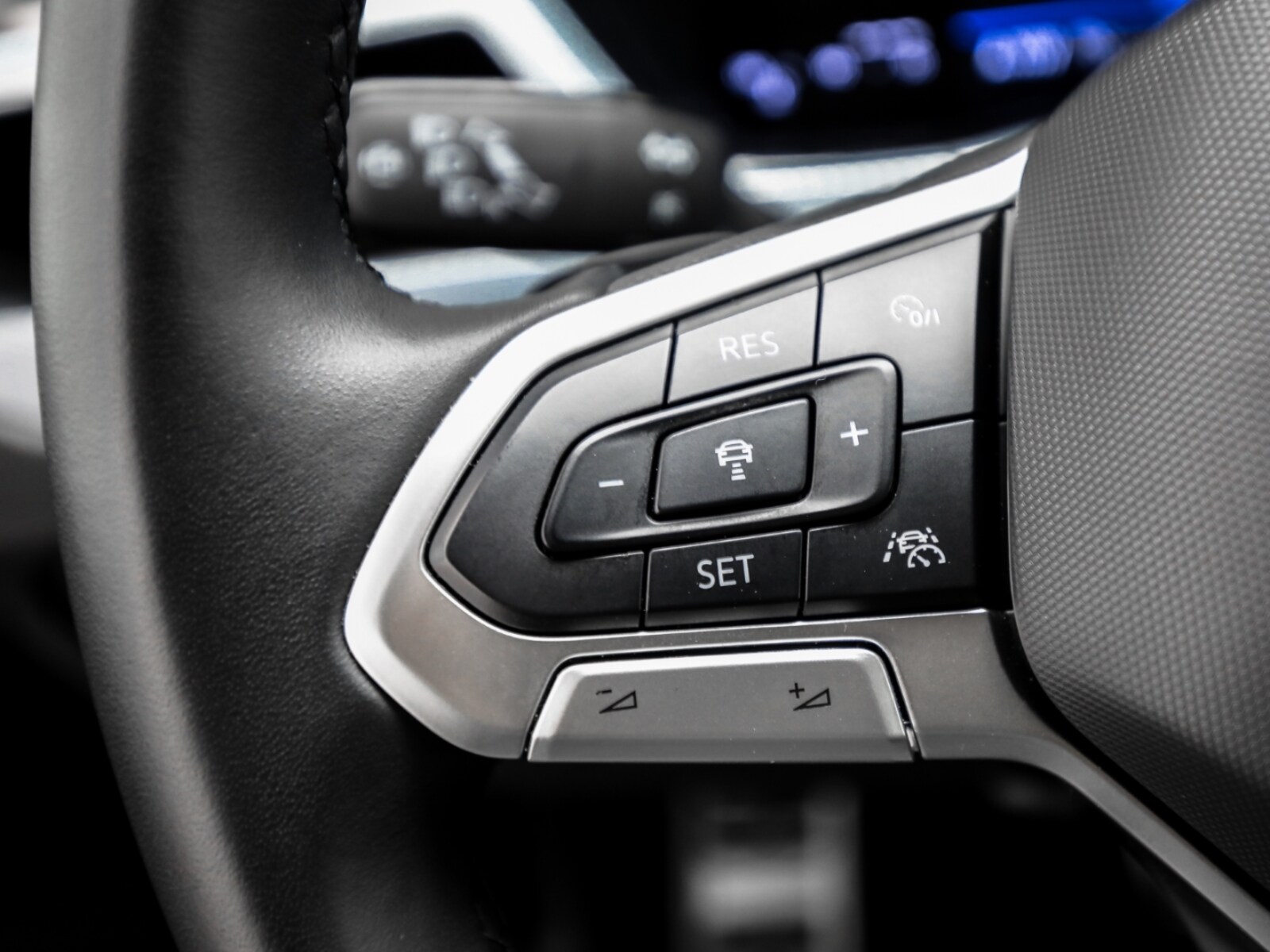 Volkswagen Touran – Bild 8