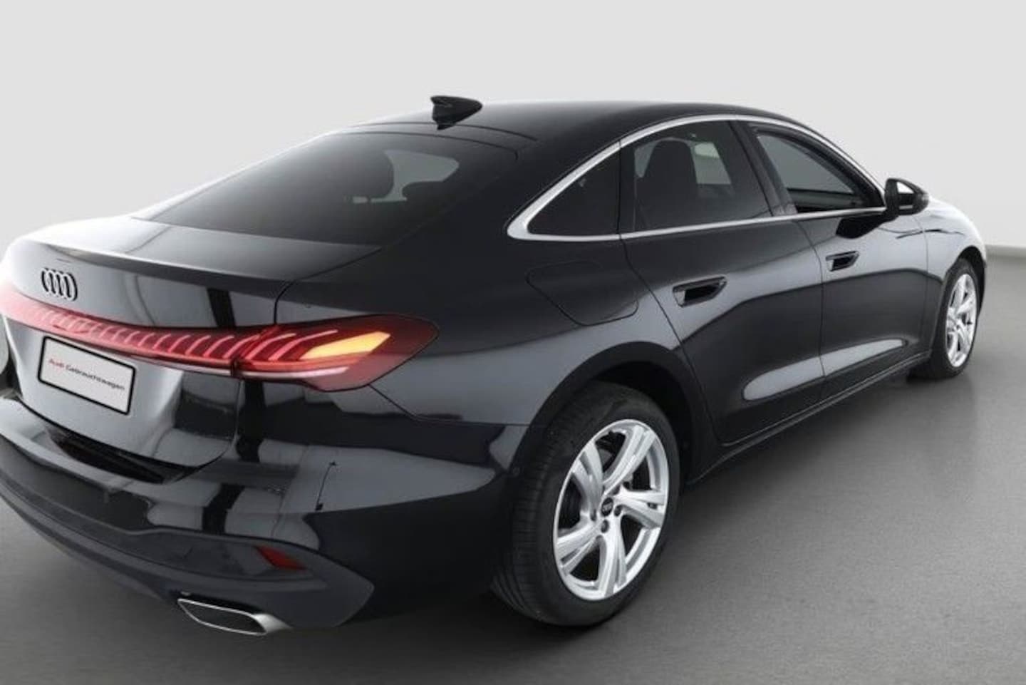 Bild über Audi A5 Limousine TFSI S tronic - für weitere Informationen kontaktieren Sie den Audi Partner