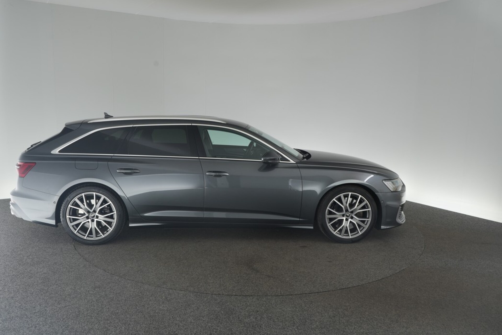 Audi S6 Avant