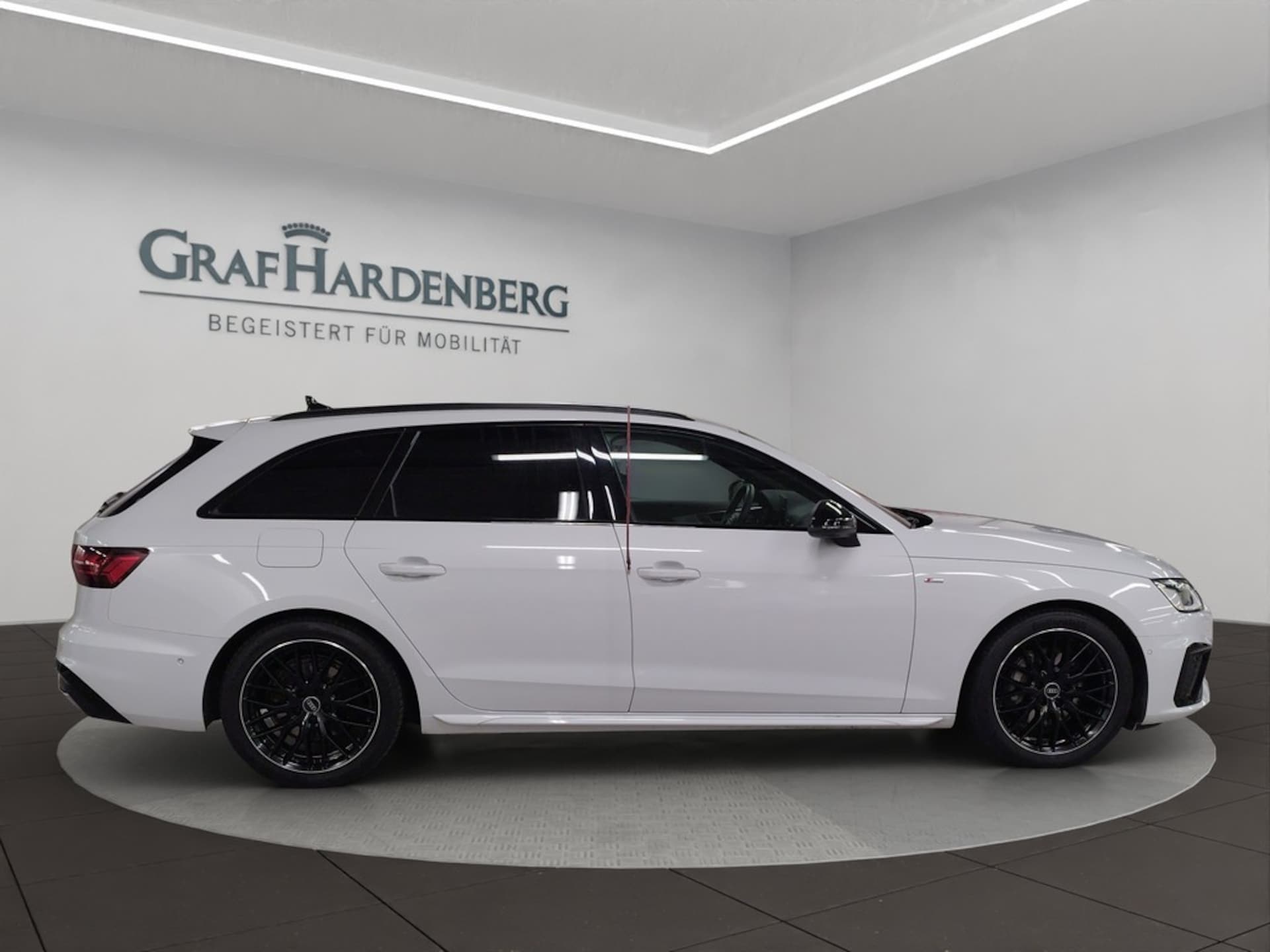 Audi A4 Avant S line