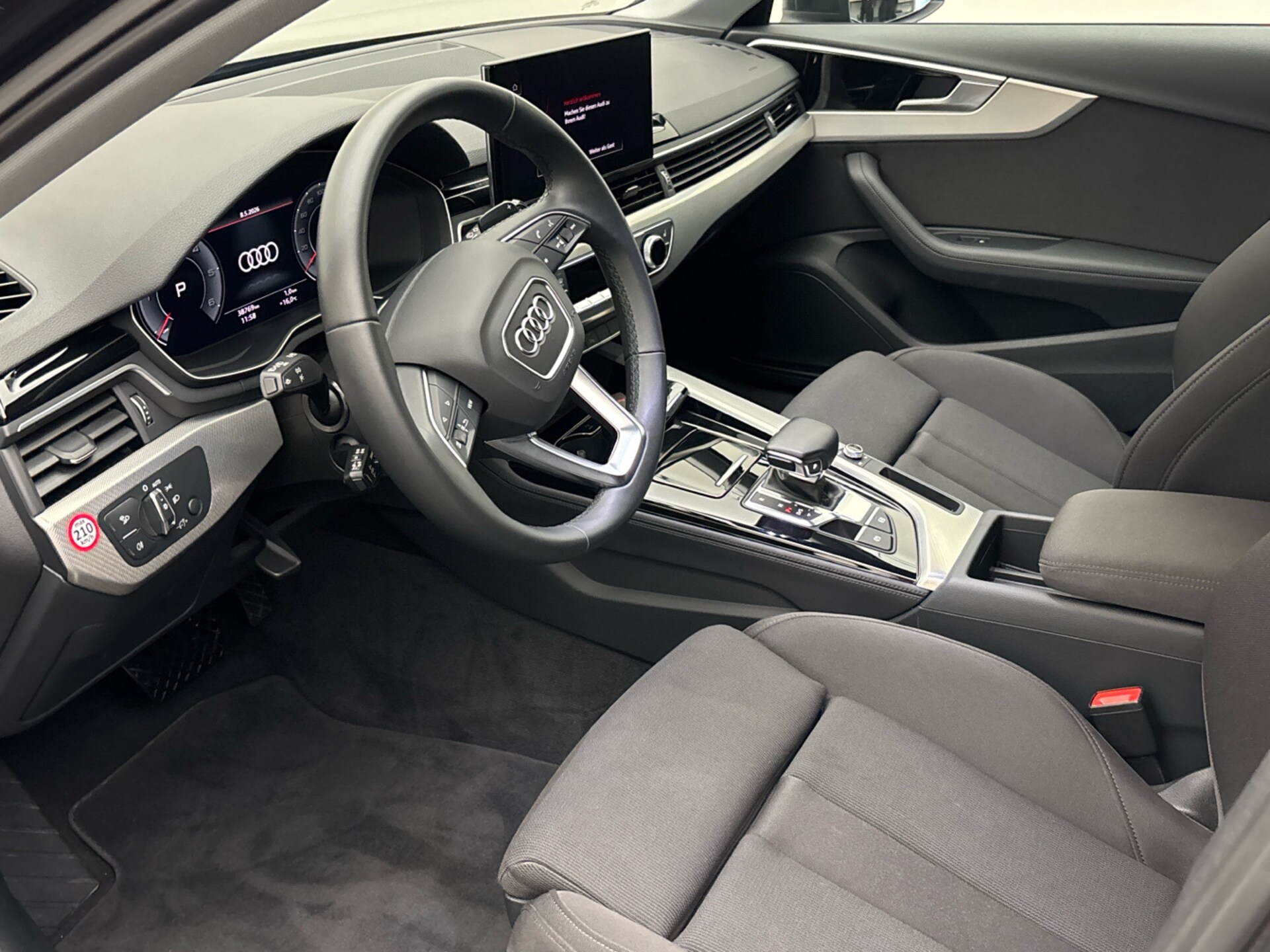 Audi A4 Avant Advanced