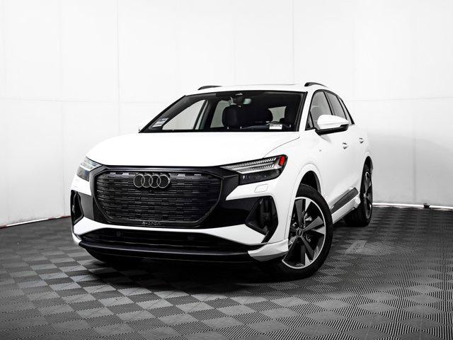2024 Audi Q4 e-tron Prestige's photo