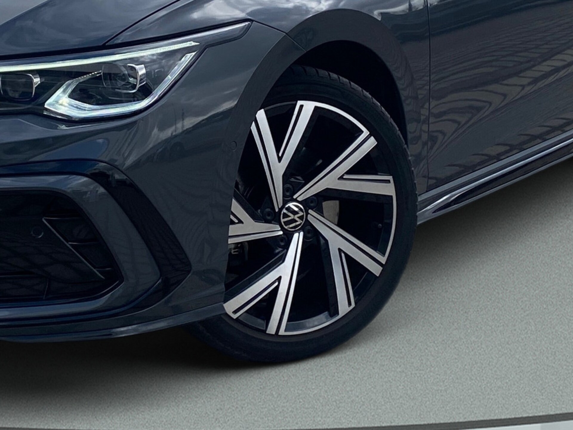 Volkswagen Golf Variant R-Line