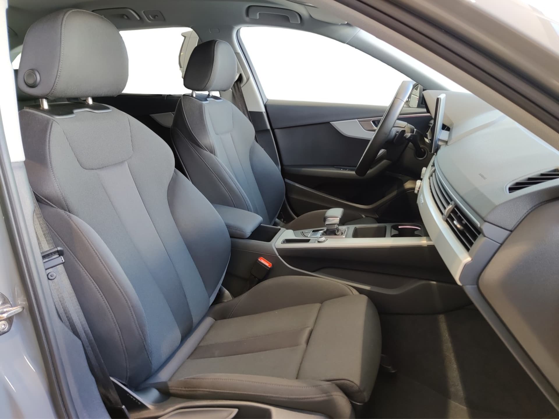 Audi A4 Avant S line