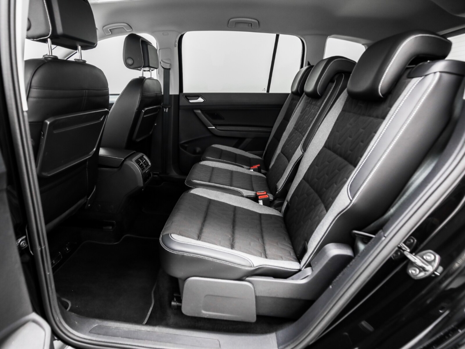 Volkswagen Touran – Bild 12