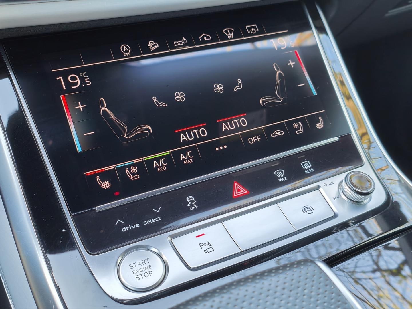Bild über Audi Q8 50 TDI quattro 210 kW (286 PS) tiptronic - for more details contact your dealer
