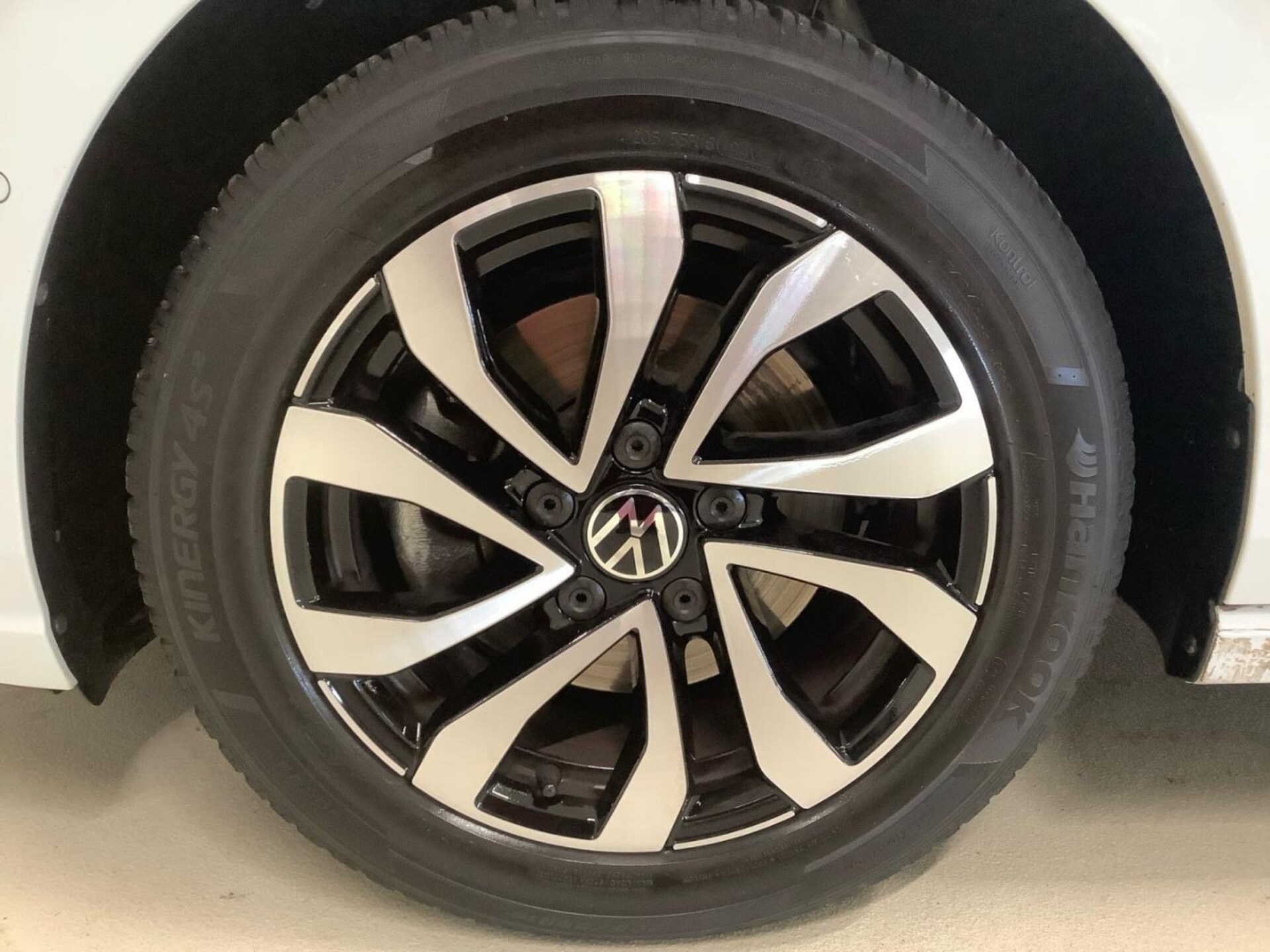 Volkswagen Golf Active