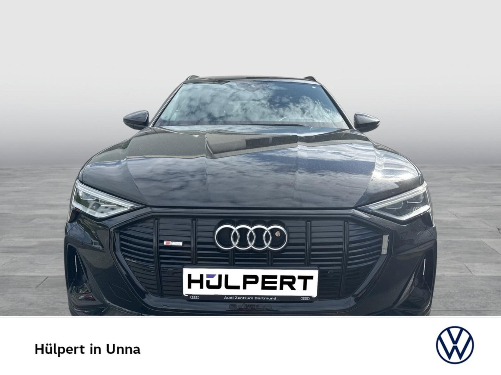 Audi e-tron S line