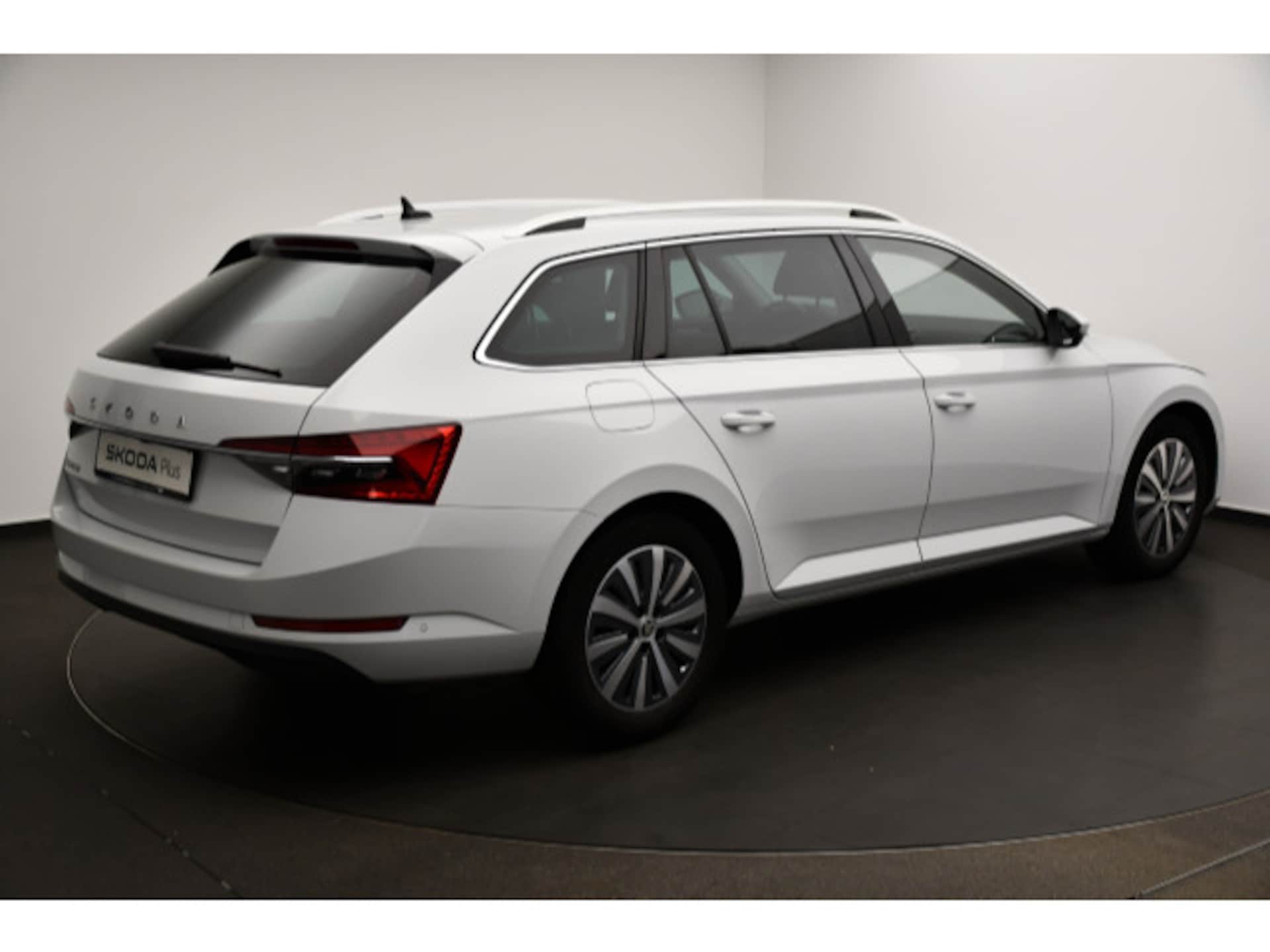 Skoda Superb Combi Style
