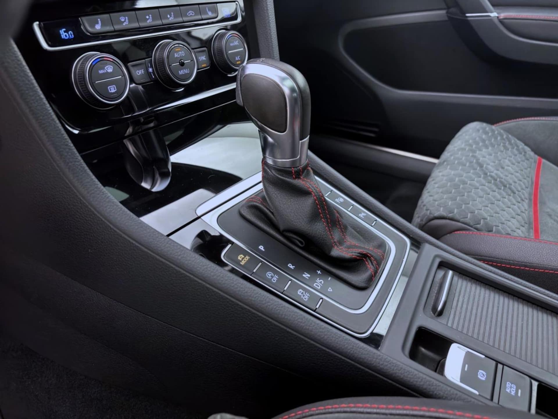 Volkswagen Golf GTI Performance