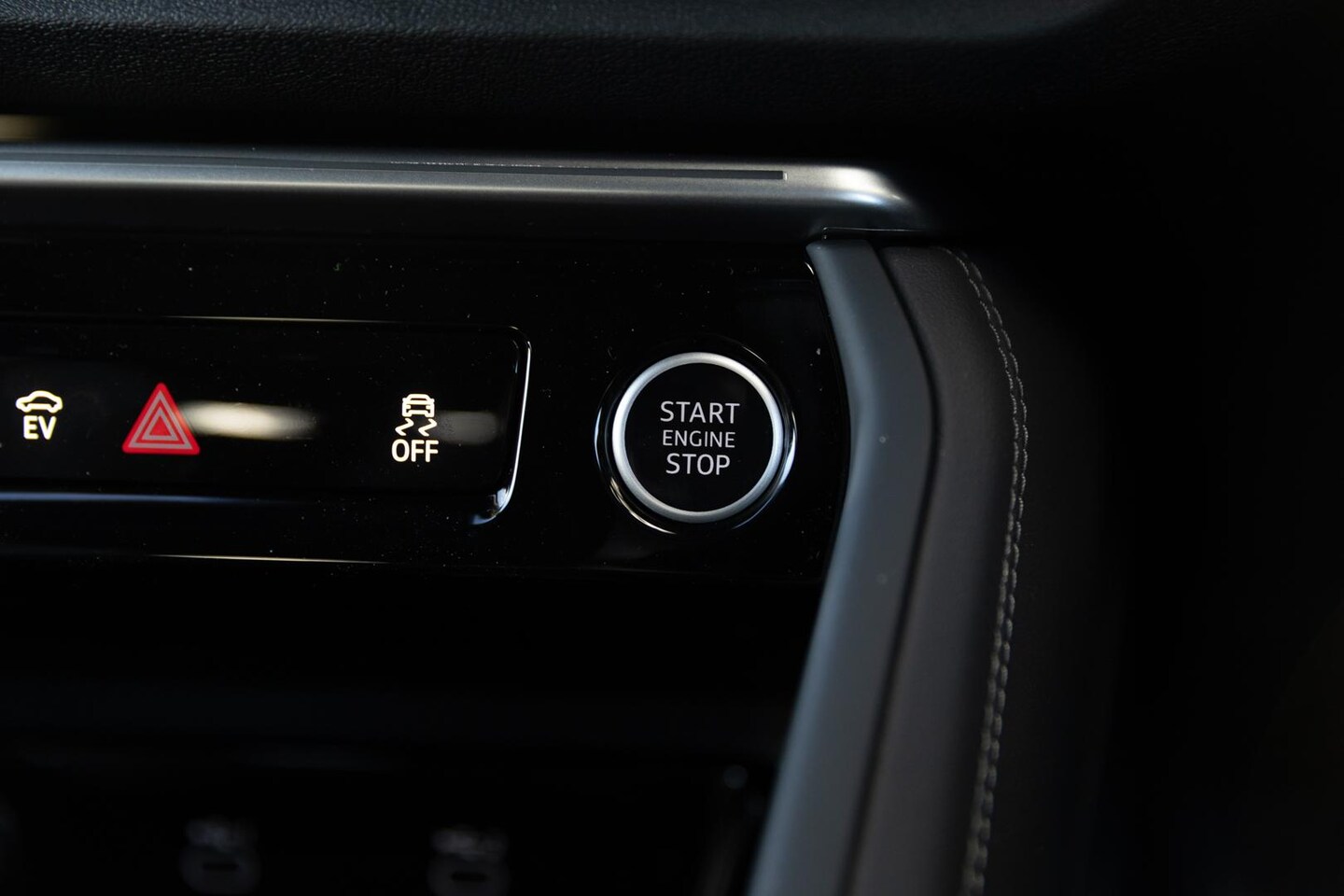 Image about Audi Q5 SUV e-hybrid quattro S tronic