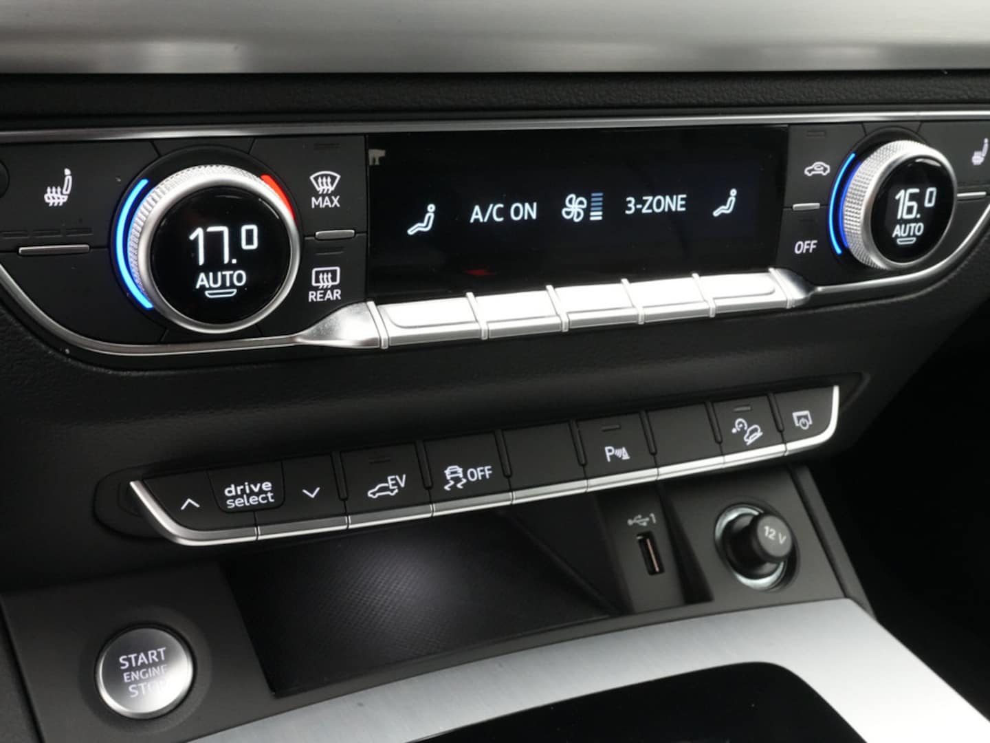 Bild über Audi Q5 TFSI e S line 50 TFSI e quattro S tronic - für weitere Informationen kontaktieren Sie den Audi Partner