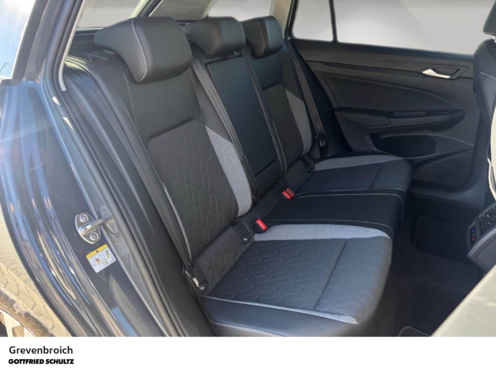 Volkswagen Golf Variant – Bild 7