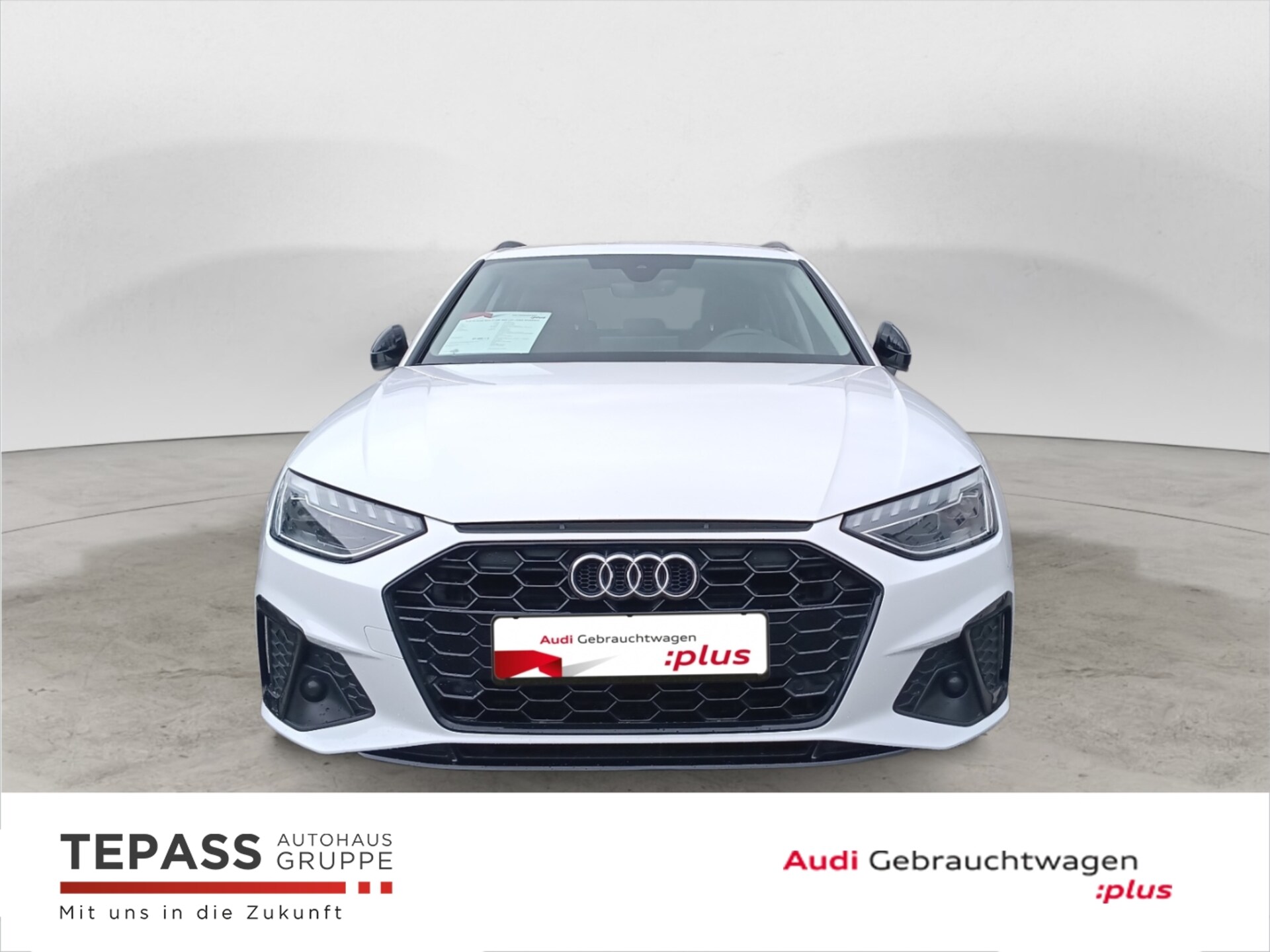 Audi A4 Avant S line