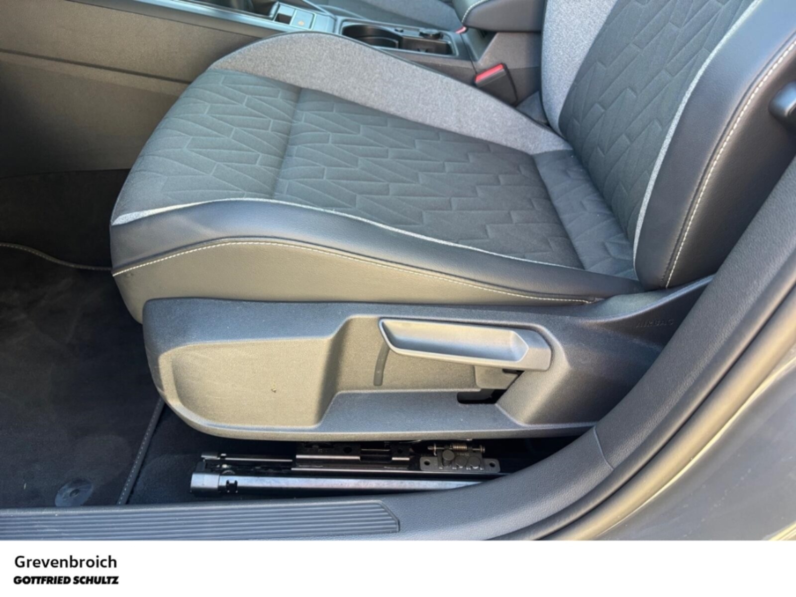 Volkswagen Golf Variant – Bild 12