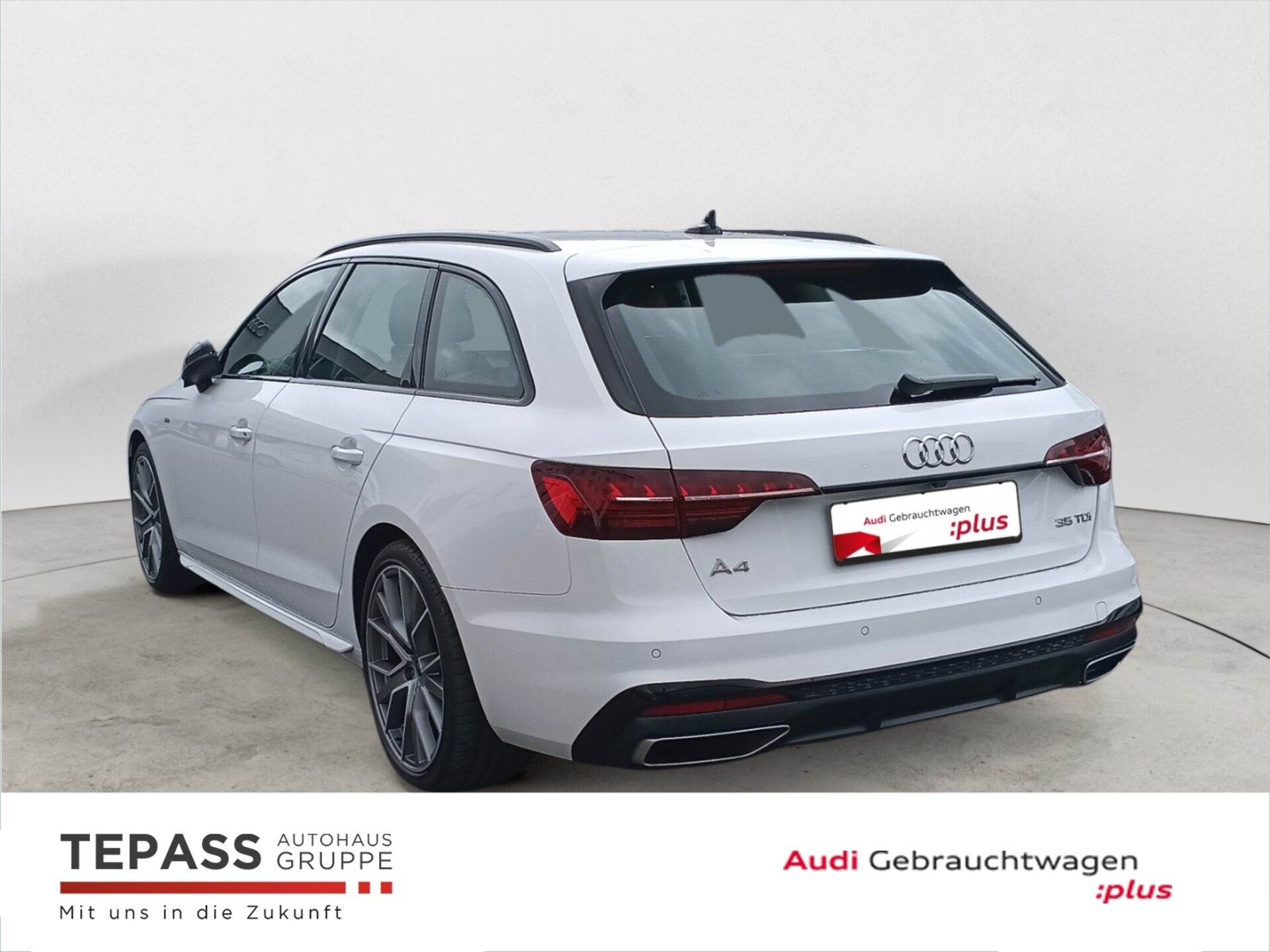 Audi A4 Avant S line