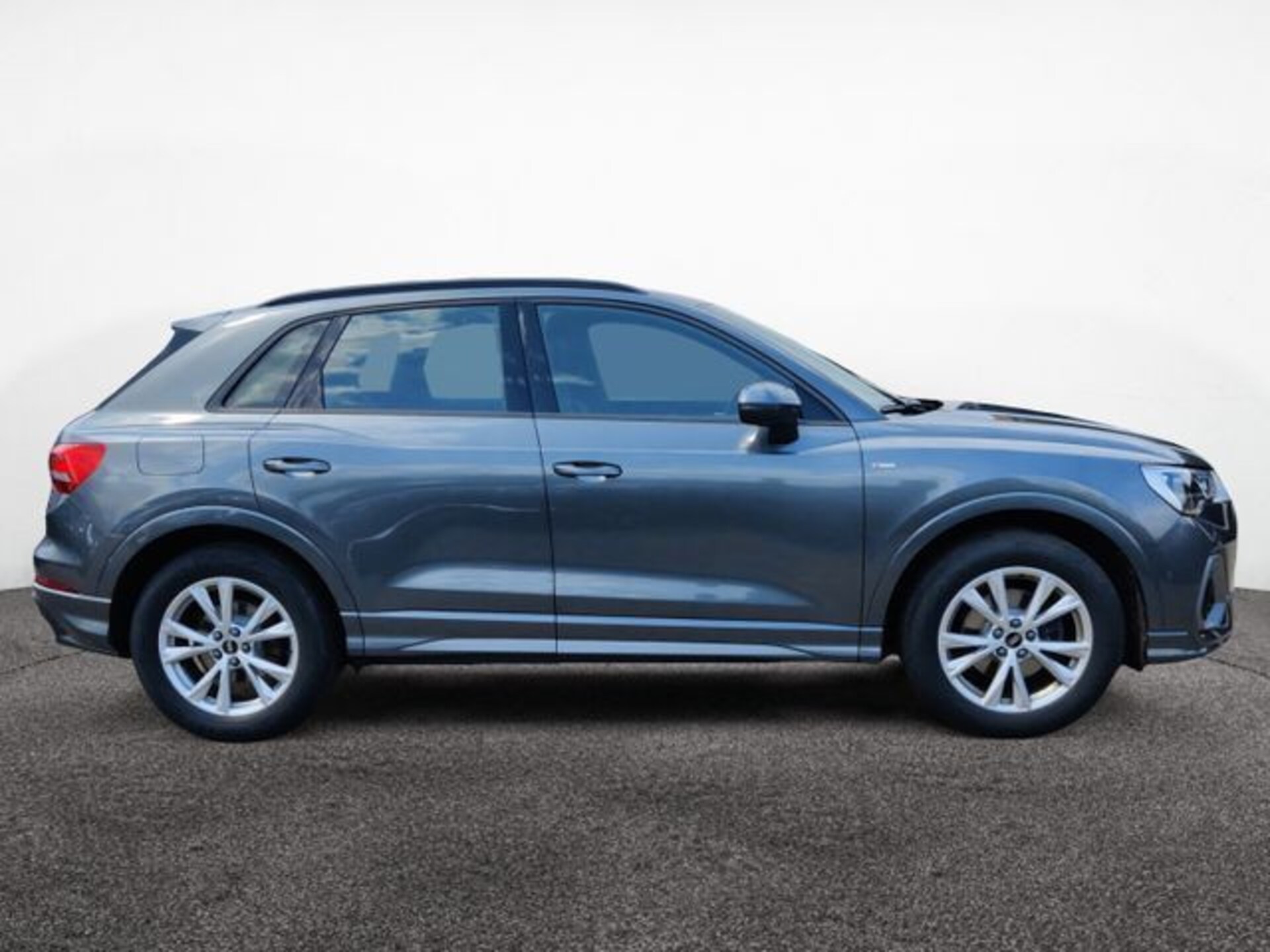 Audi Q3 SUV S line