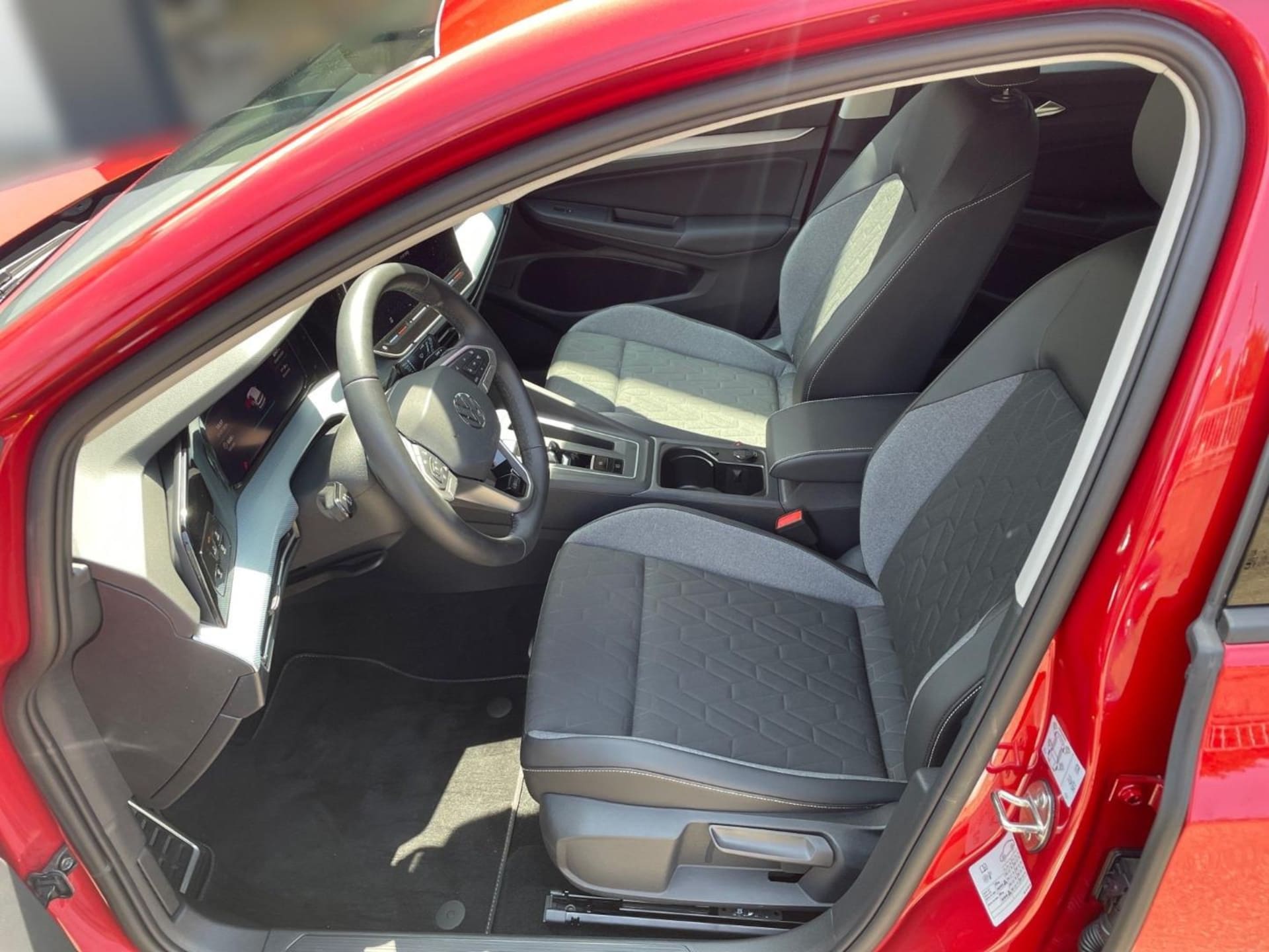 Volkswagen Golf Life