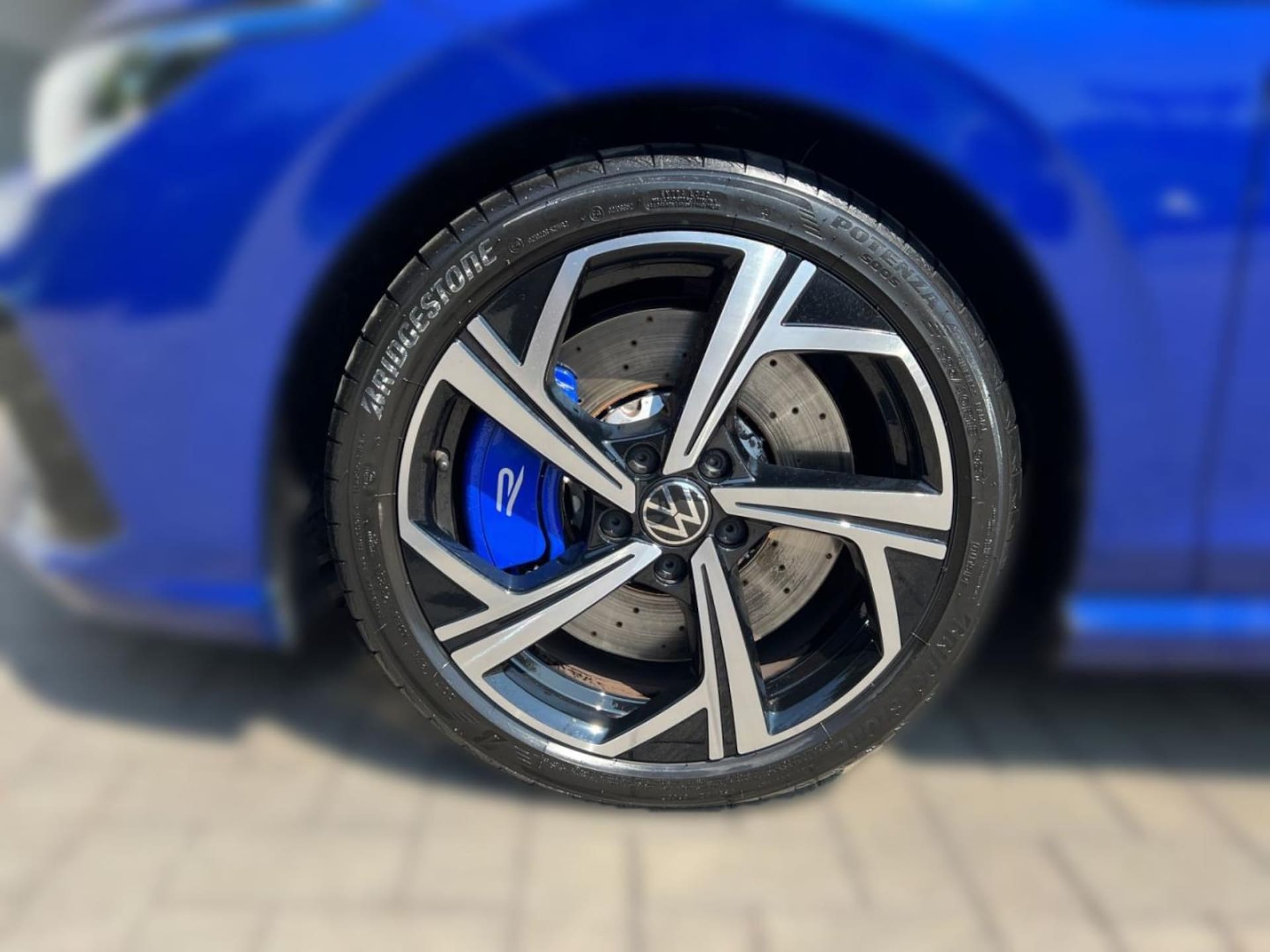 Volkswagen Golf R