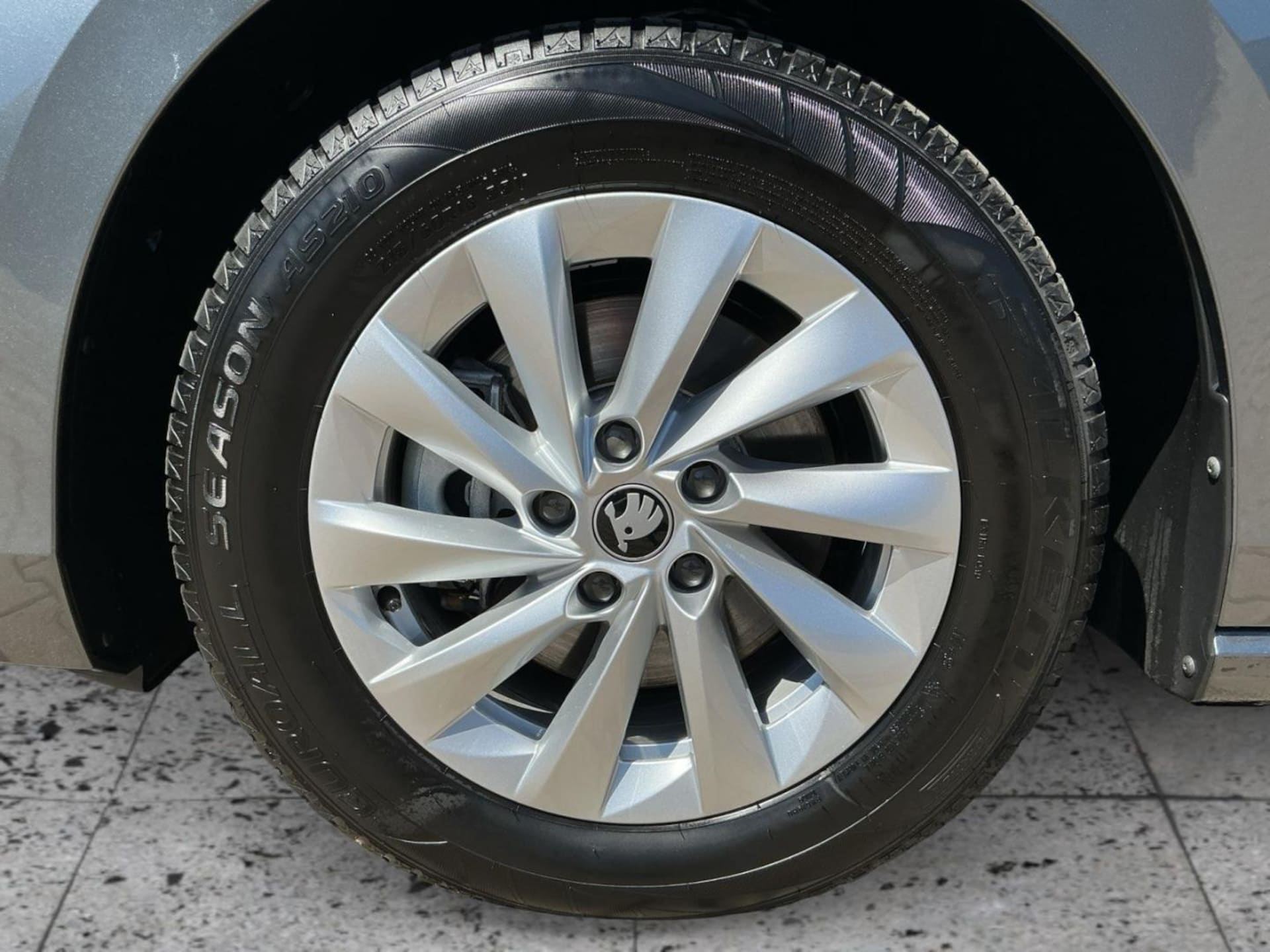 Skoda Superb Combi Essence
