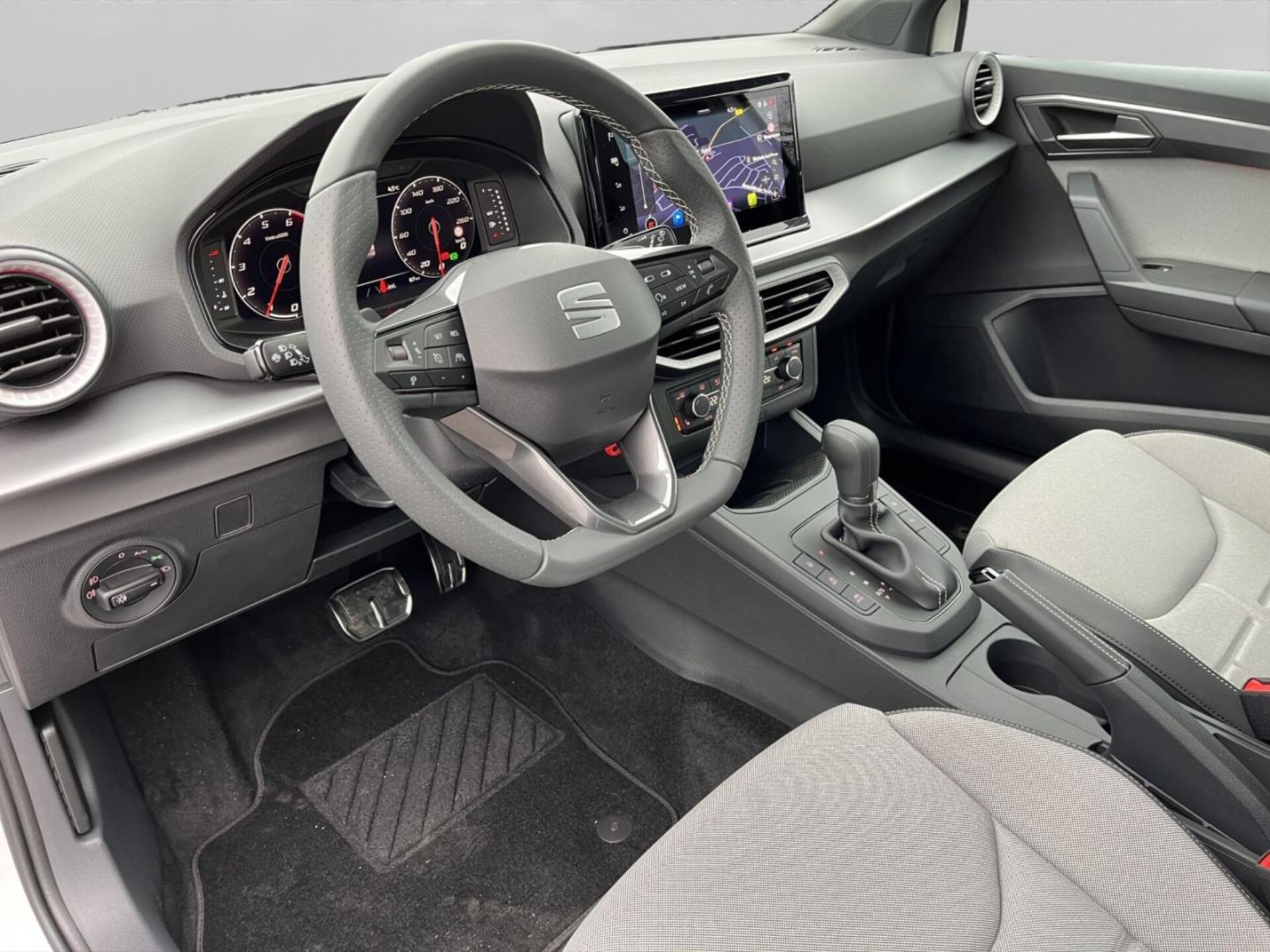 SEAT Arona FR