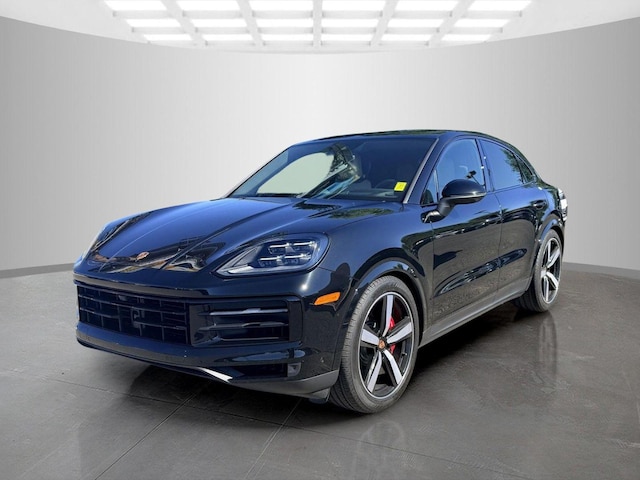 2025 Porsche Cayenne Coupé