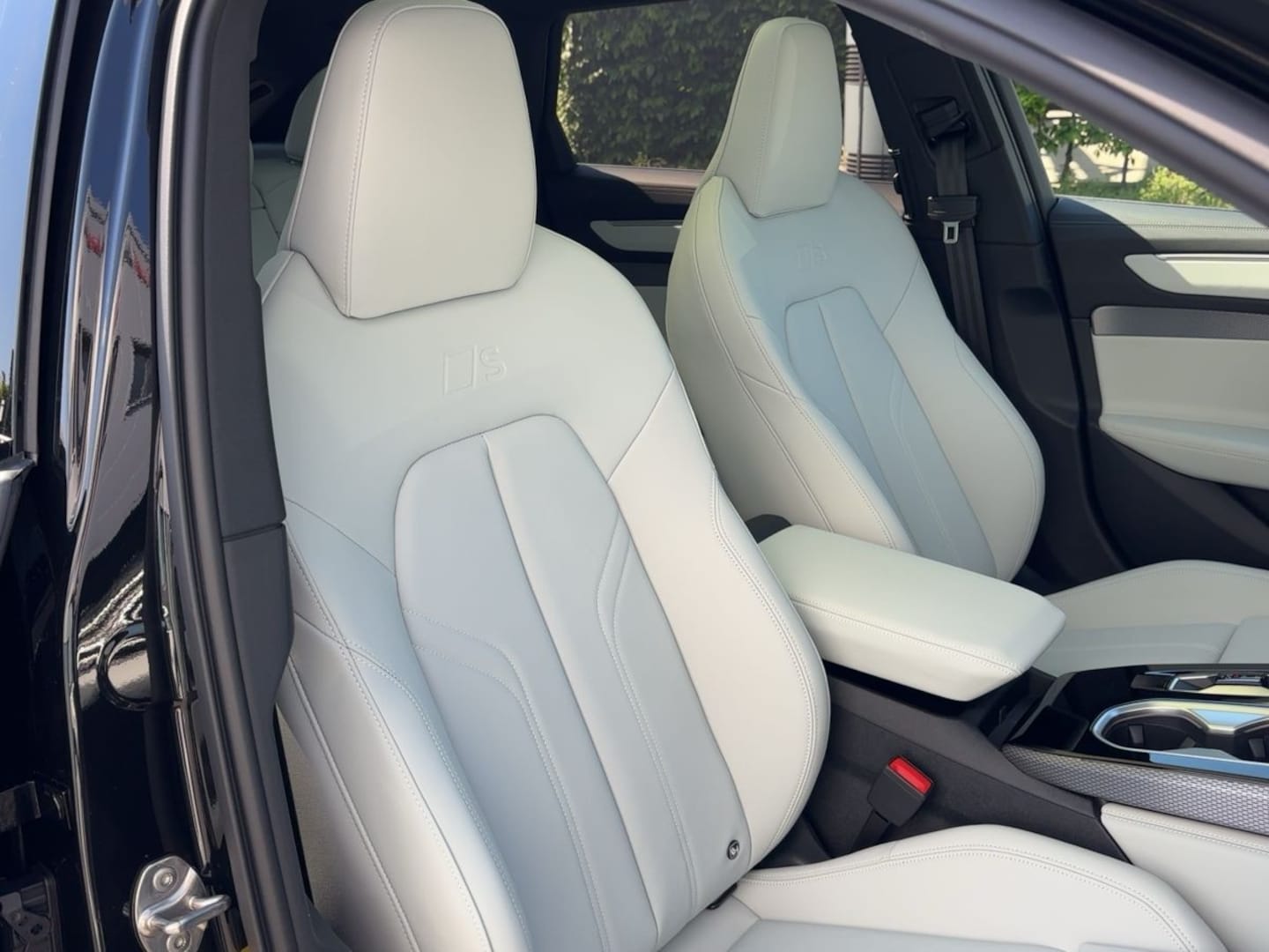 Bild über Audi A6 Avant TDI quattro 150 kW S tronic - für weitere Informationen kontaktieren Sie den Audi Partner