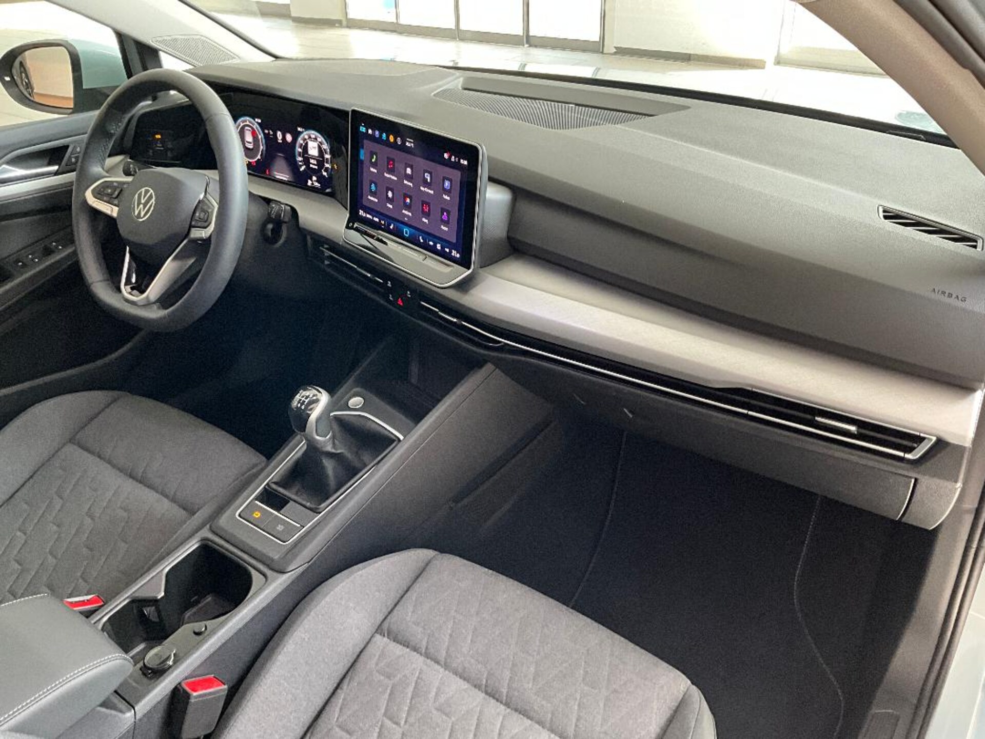 Volkswagen Golf Life
