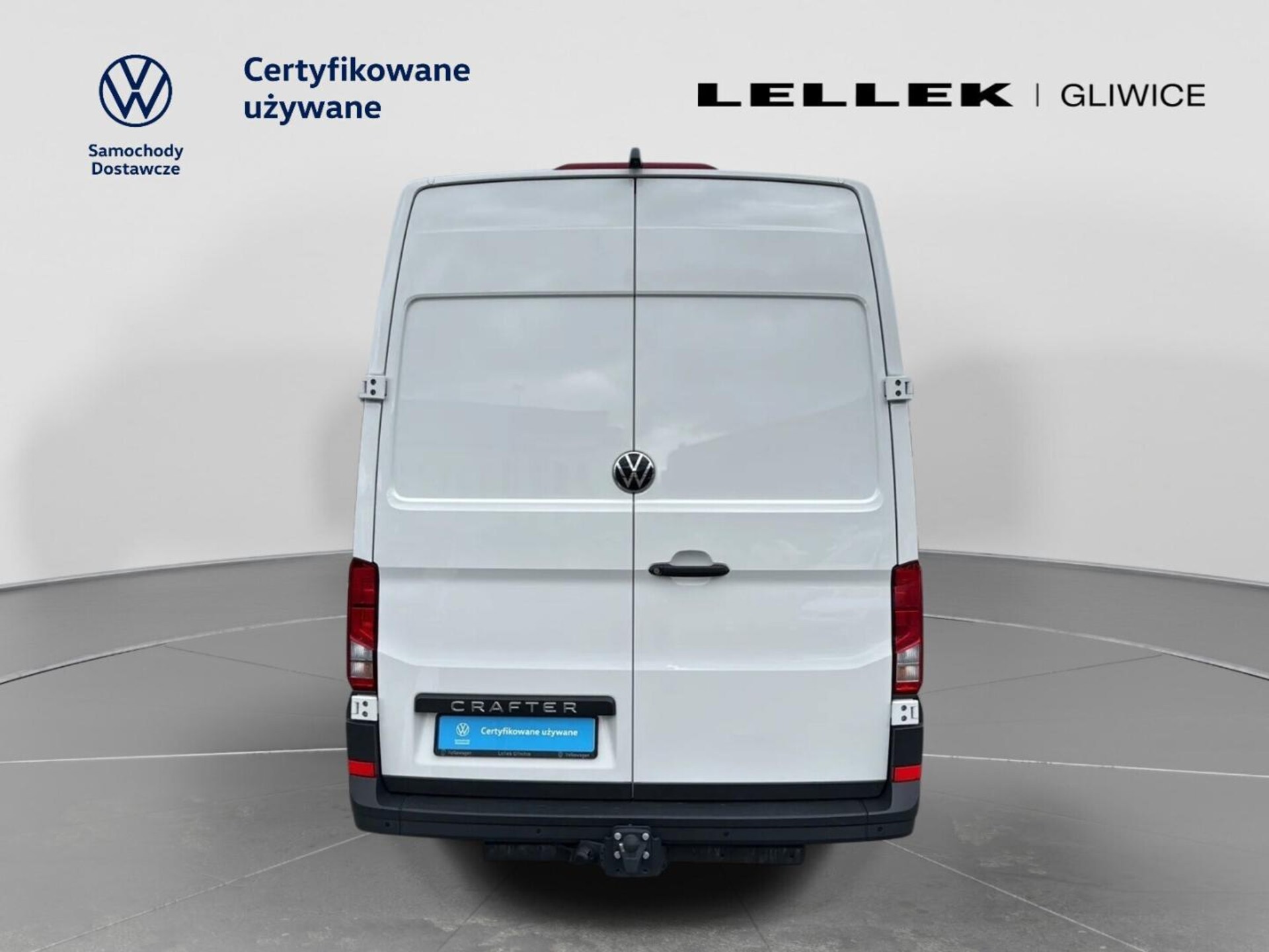 Volkswagen Crafter Furgon średni rozstaw osi