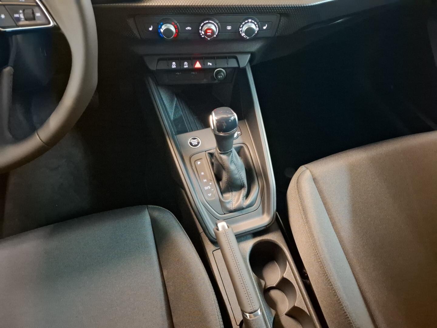 Bild über Audi A1 Sportback 25 TFSI S tronic - für weitere Informationen kontaktieren Sie den Audi Partner