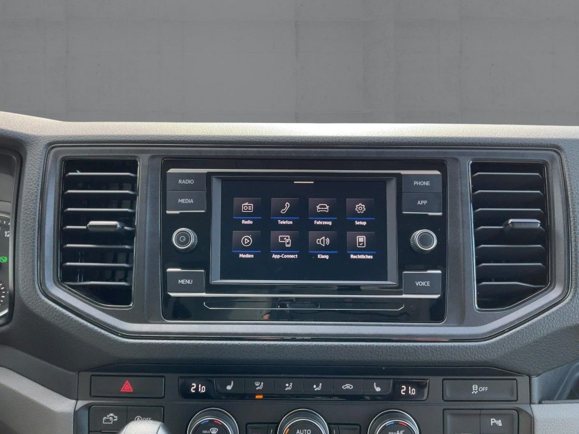 Volkswagen Grand California 600